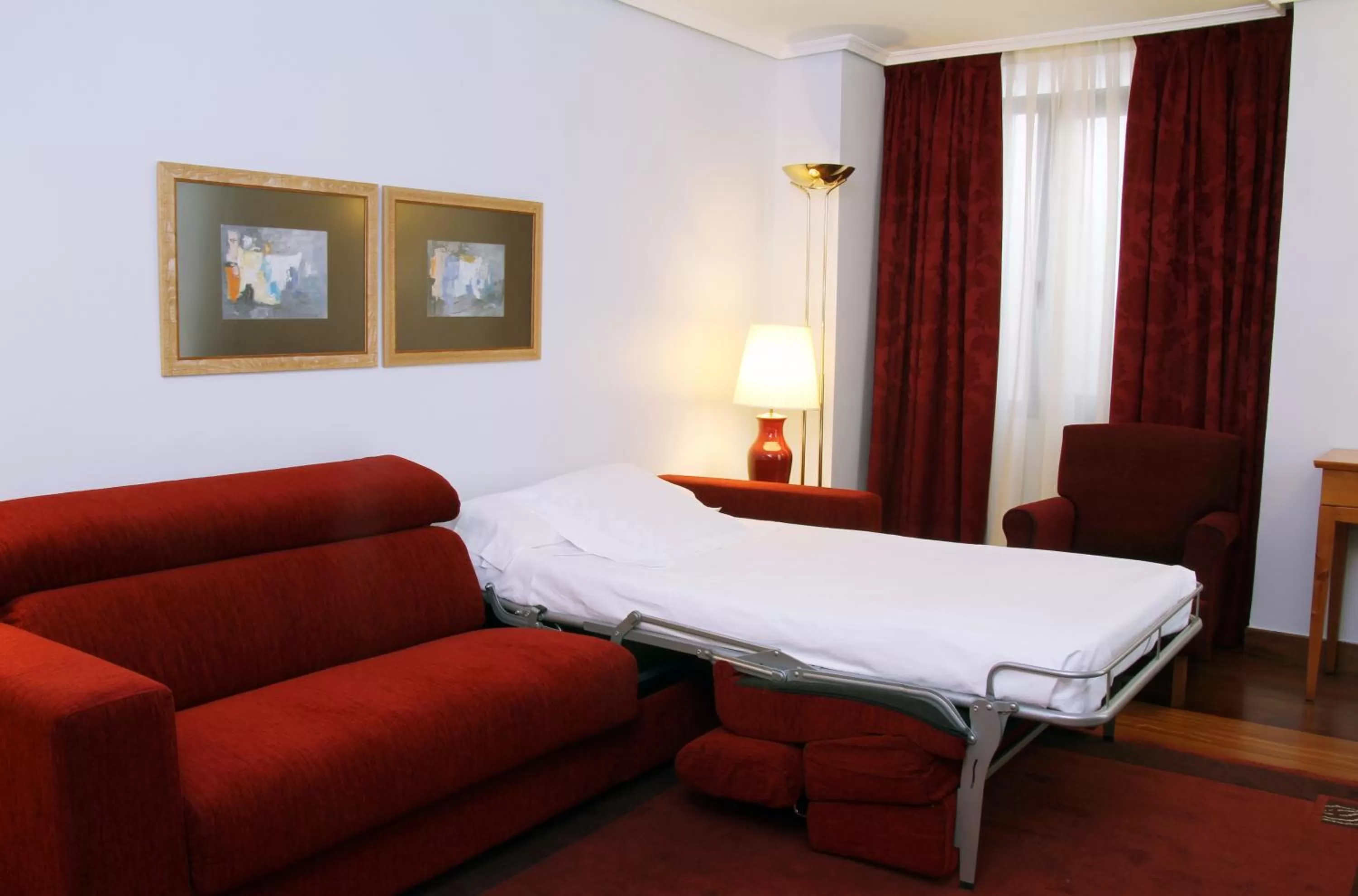 Bed in Hotel Conde Duque Bilbao
