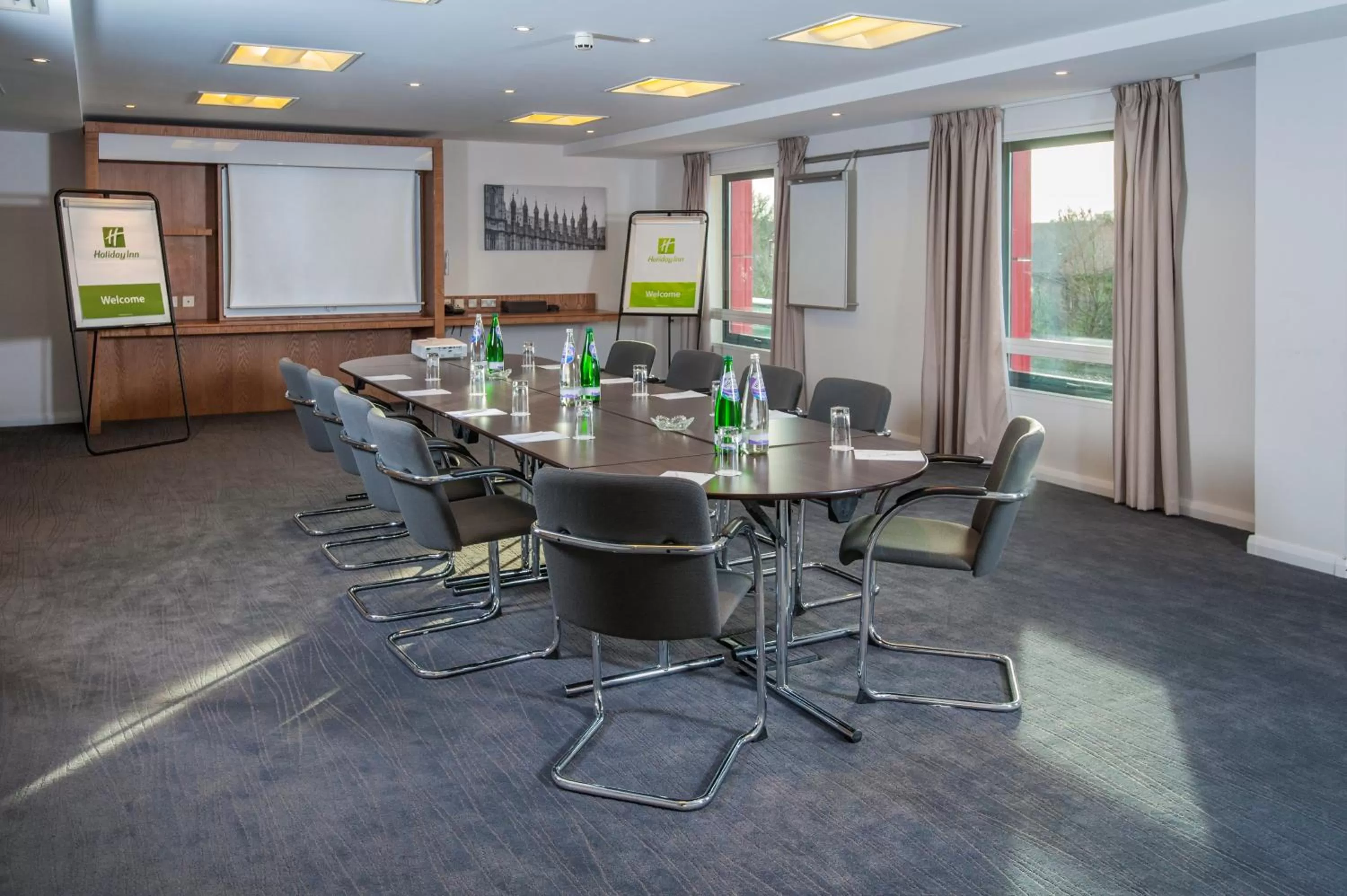 Meeting/conference room in Holiday Inn London West by IHG