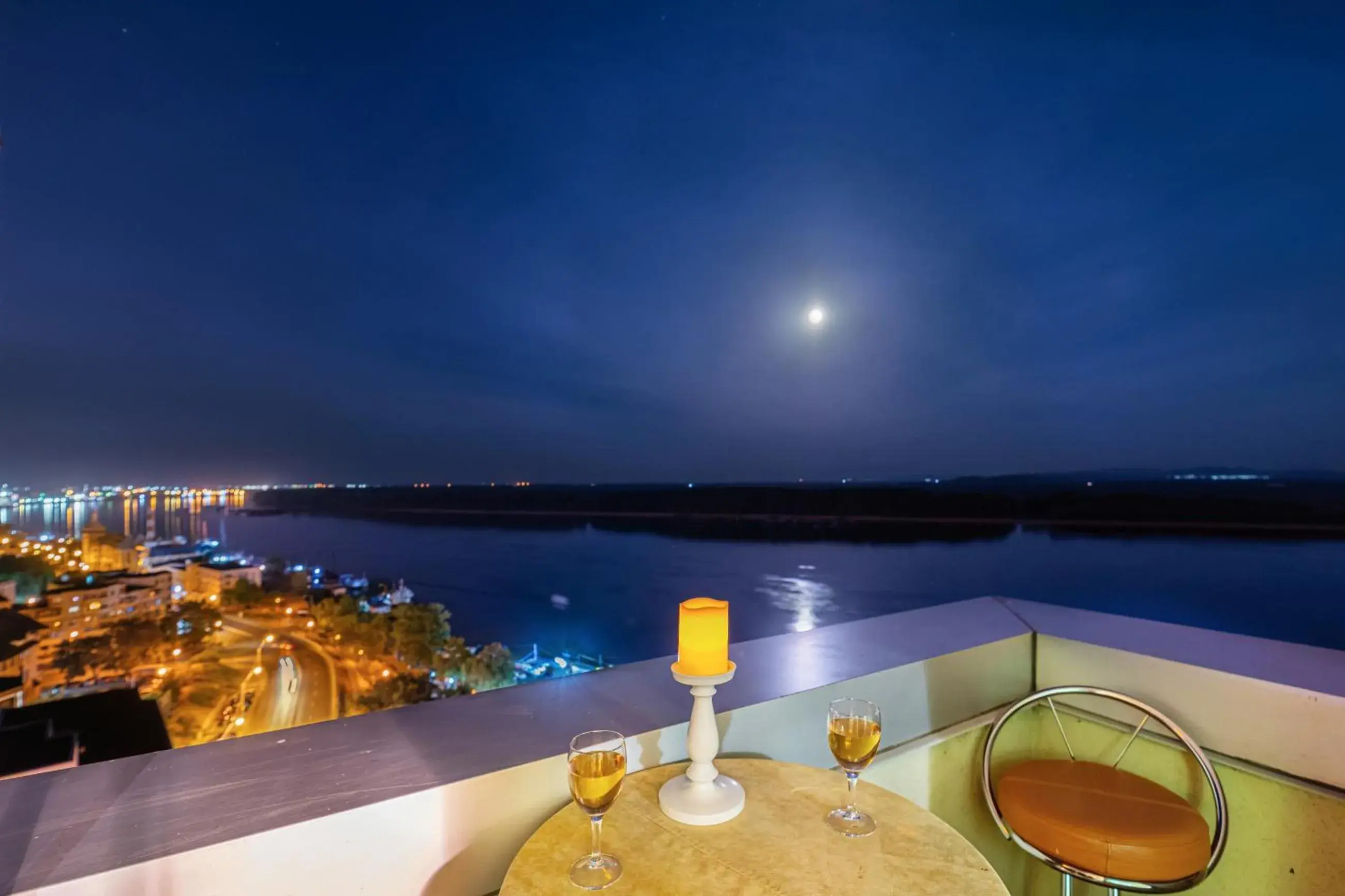 Balcony/Terrace in Vega Hotel