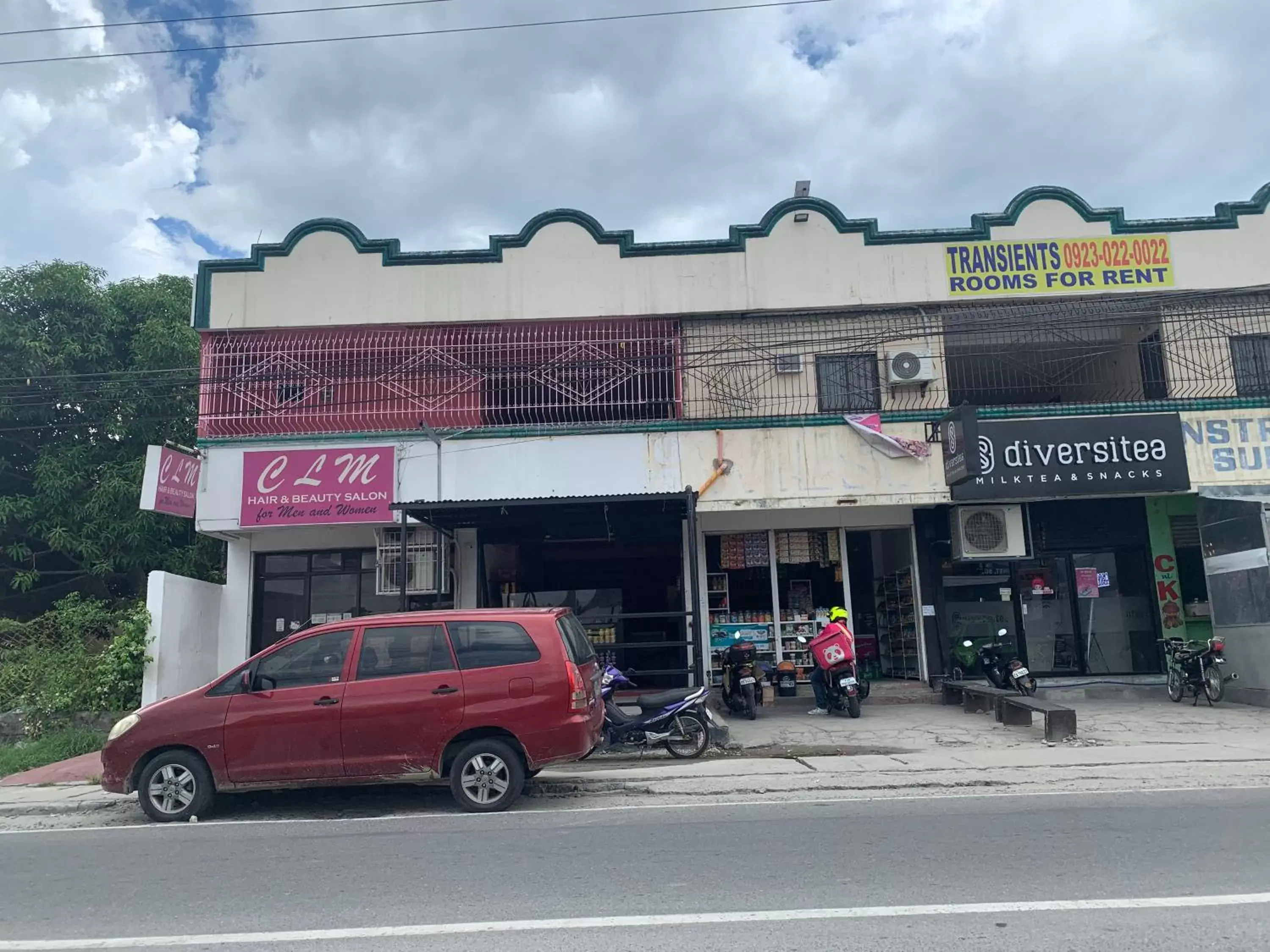 ROBIE'S TRANSIENTS ROOMS ROBIE'S TRANSIENTS ROOMS