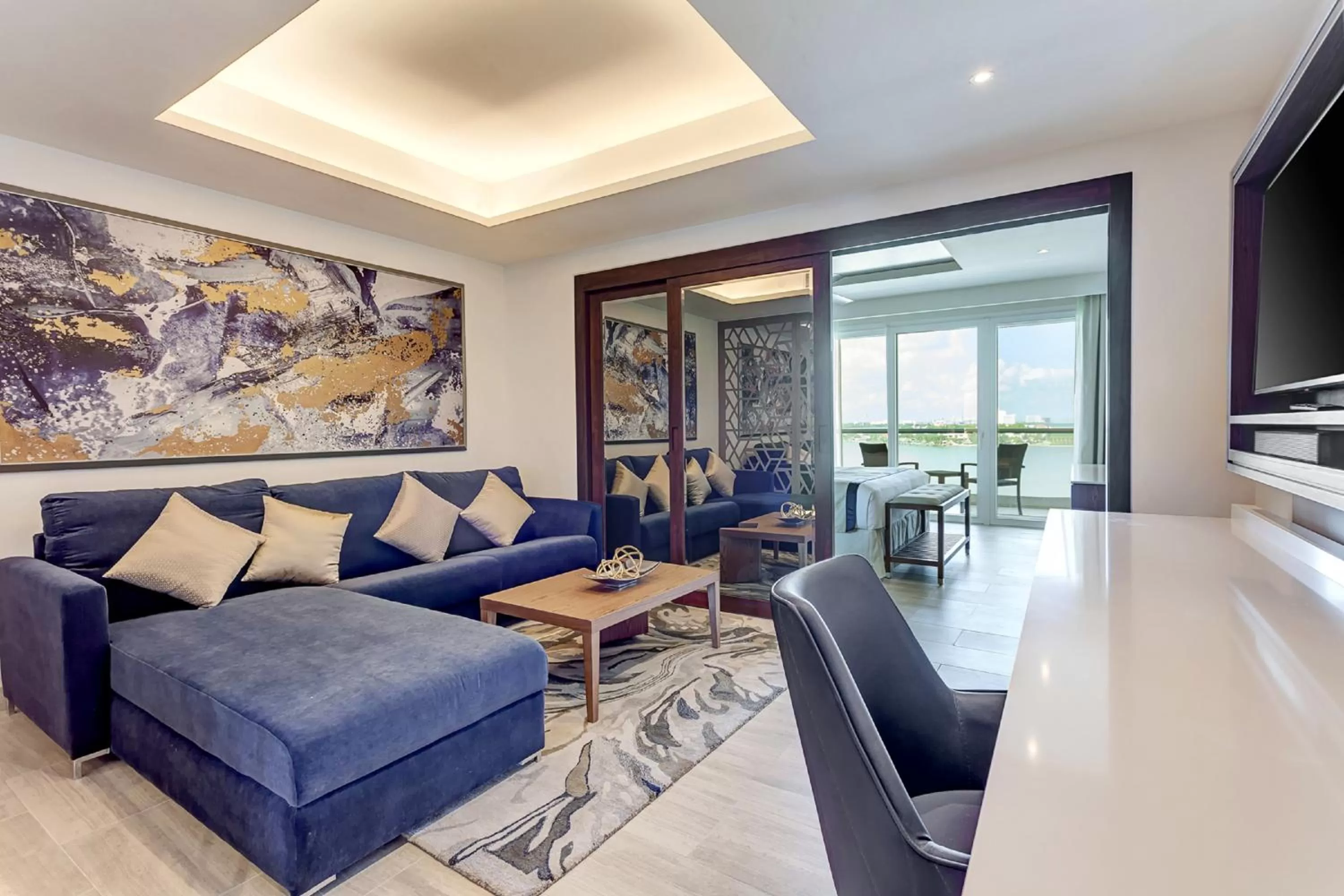 Living room in Royalton CHIC Cancun, An Autograph Collection All-Inclusive Resort - Adults Only