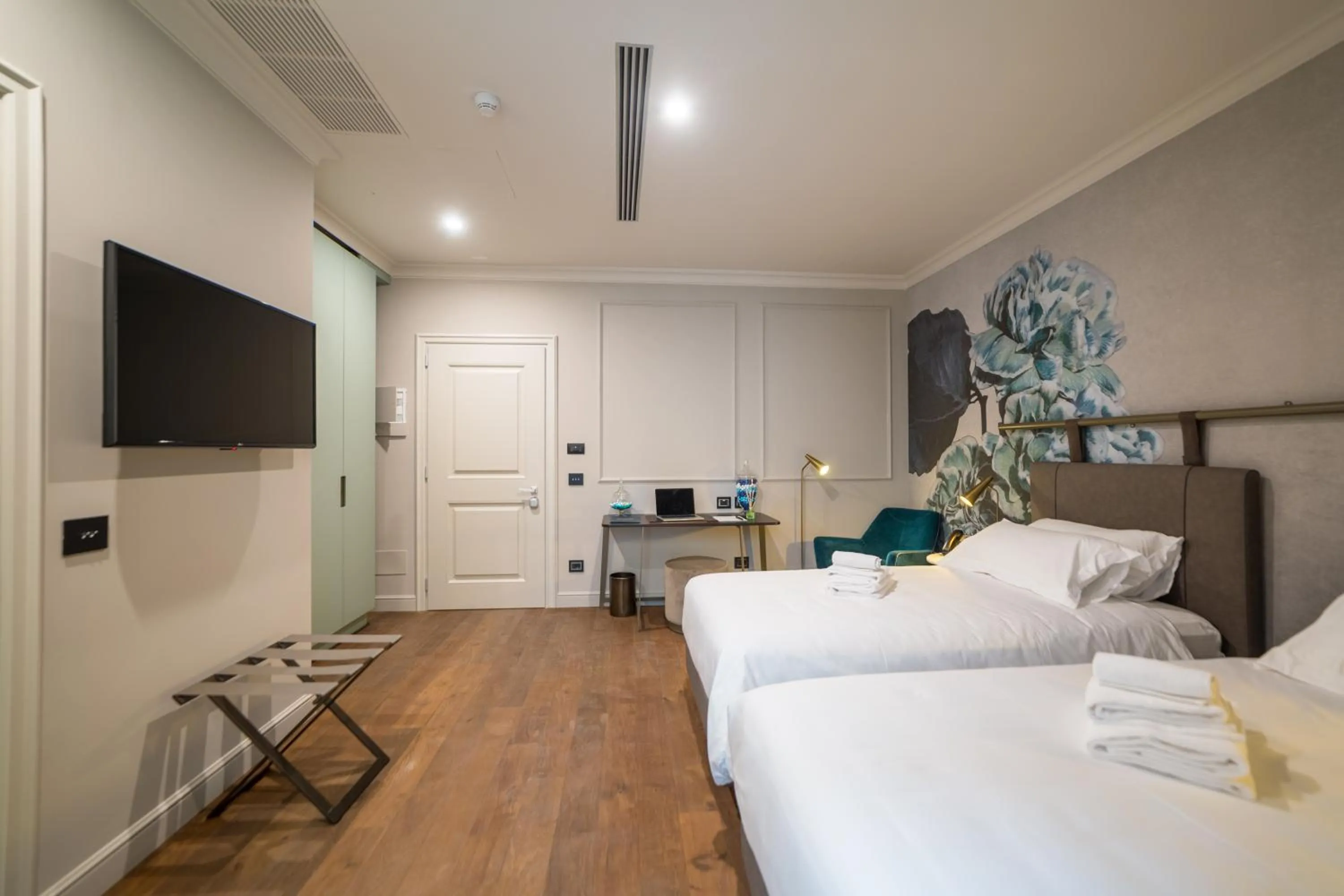 TV and multimedia, Bed in Palazzo 42 - Boutique Hotel & Suites