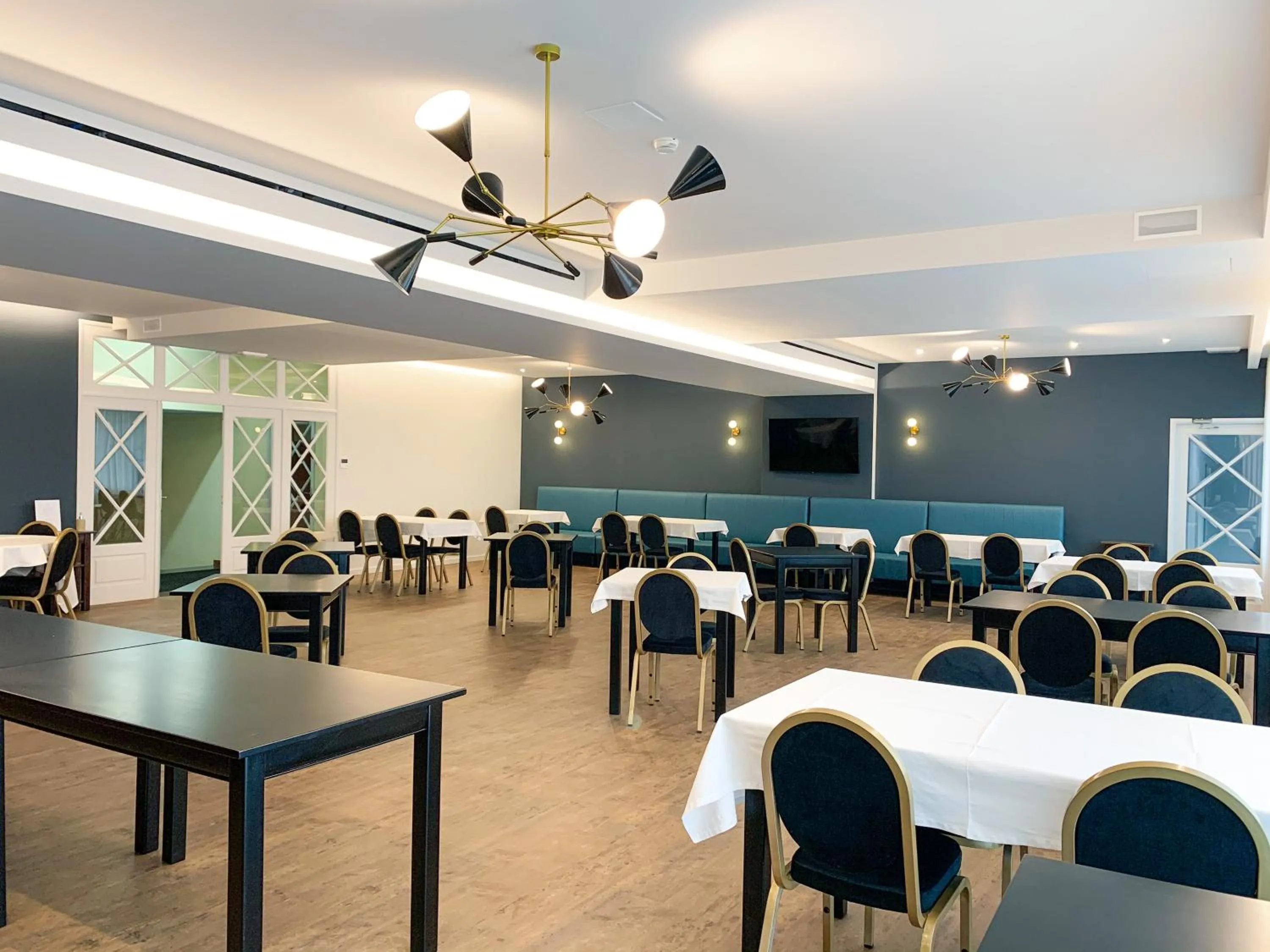 Breakfast in Hotel Moutados