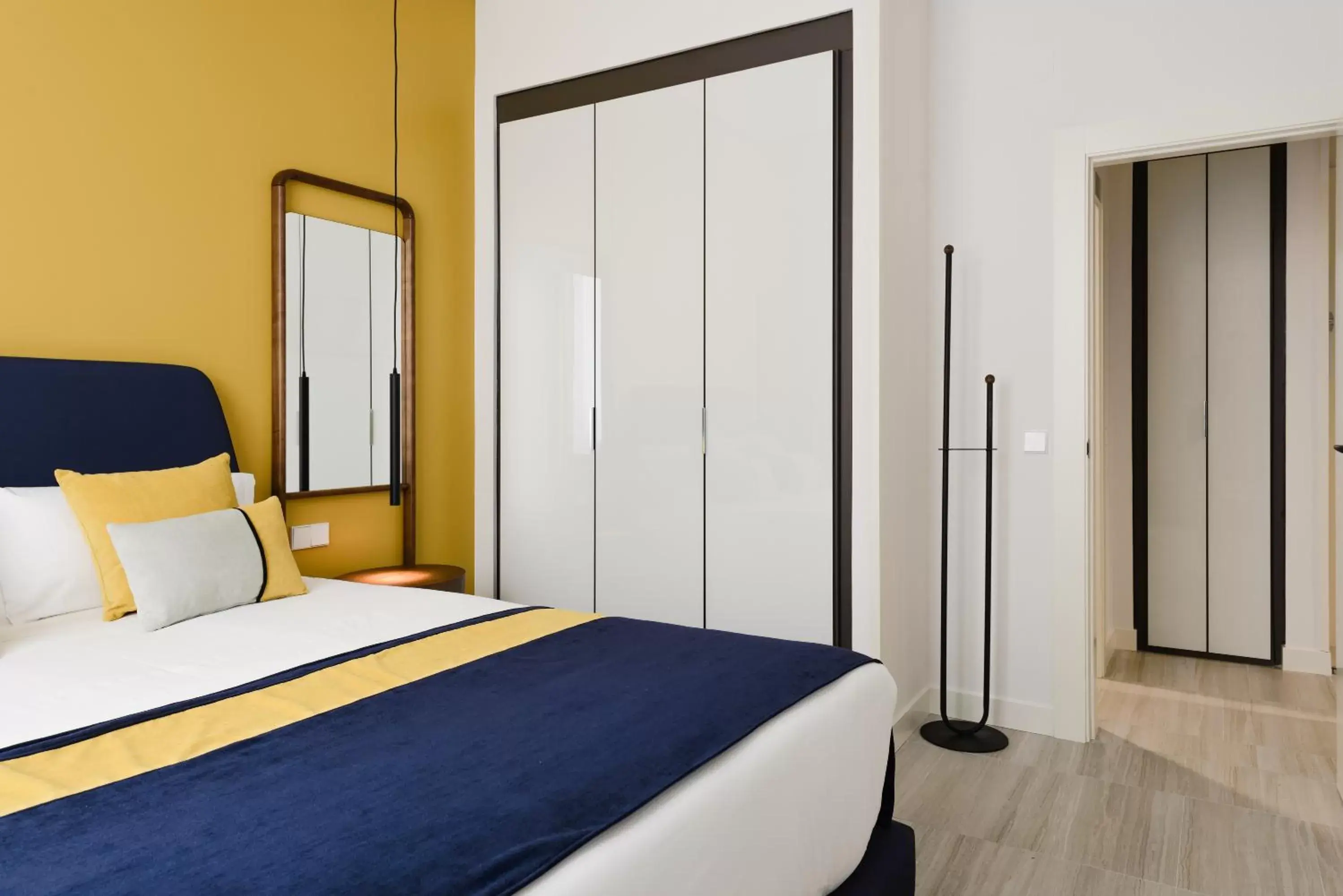 Bedroom, Bed in Smartrental Collection Gran Vía Centric