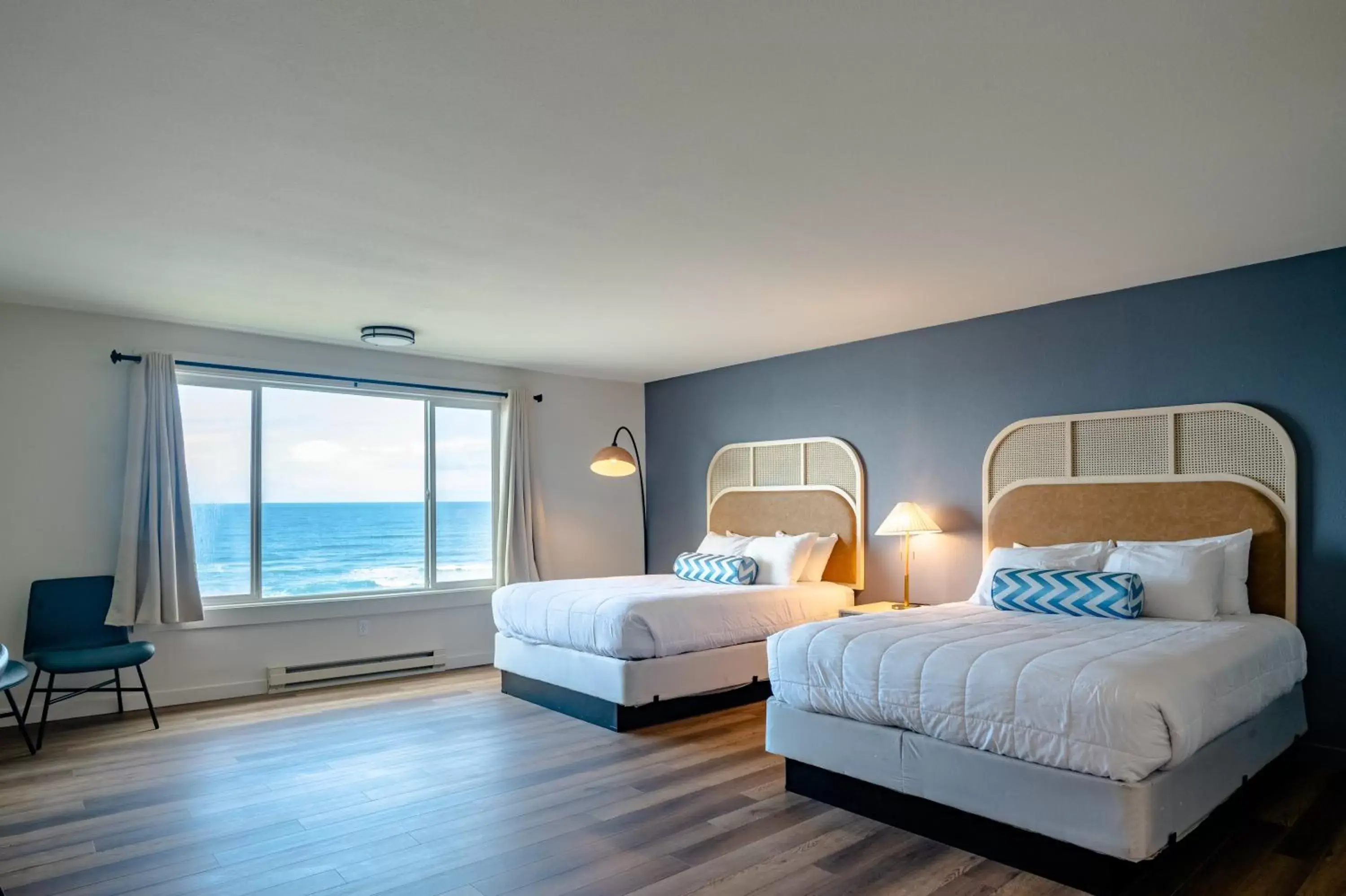 Bedroom in Seagull Beachfront Inn