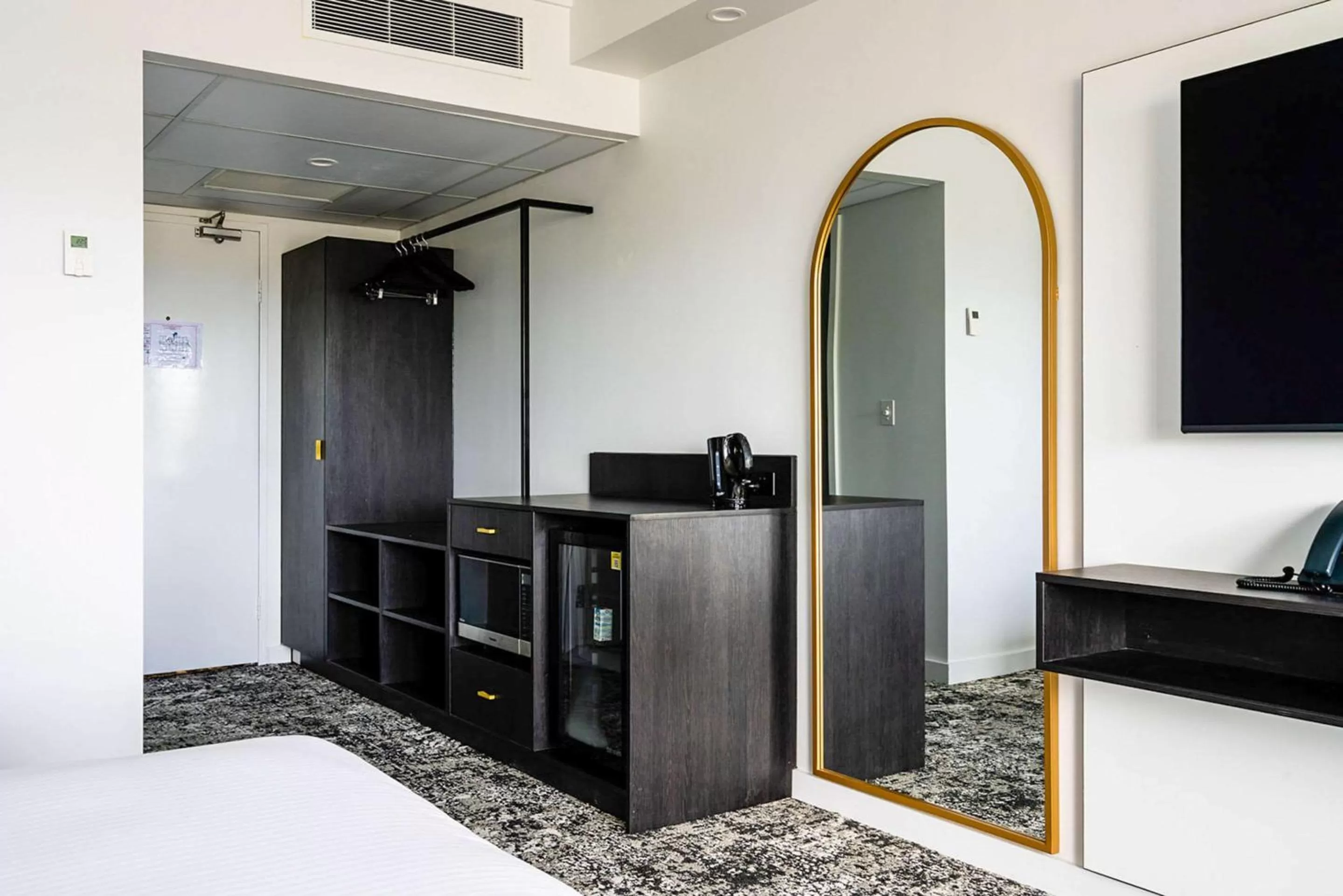 Bedroom in The Benson Hotel