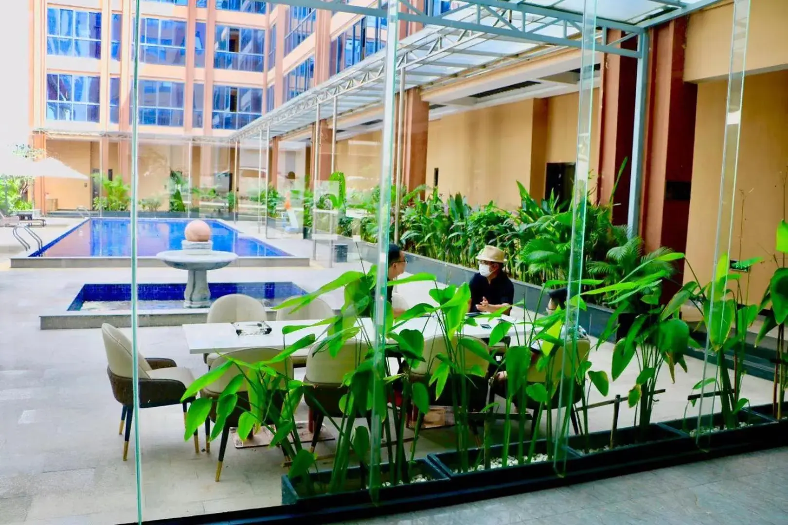 Swimming Pool in Le Chen Miiya Hotel