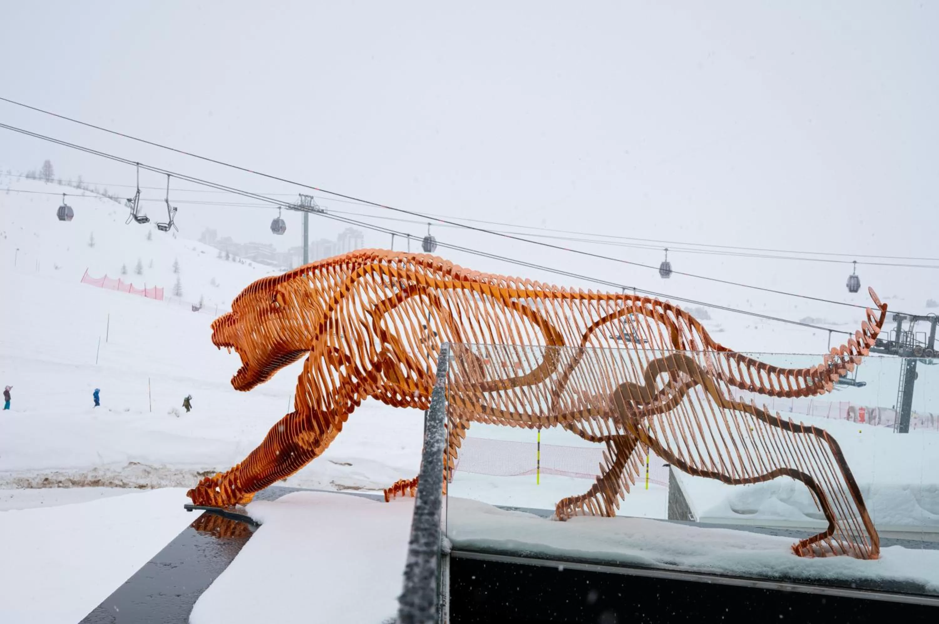 Decorative detail in Hôtel VoulezVous by Les Etincelles