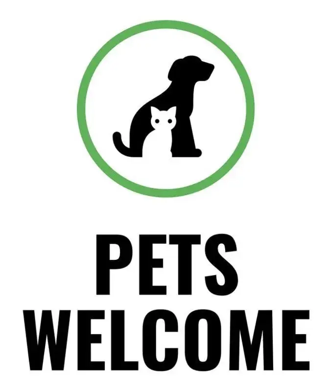 Pets, Property Logo/Sign in Holiday Inn Express & Suites Lincoln City, an IHG Hotel