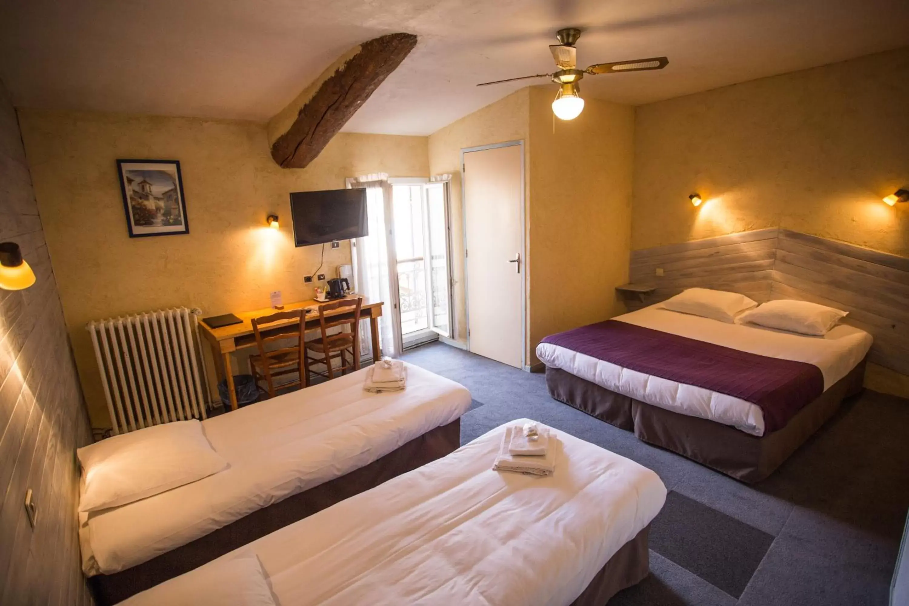 Bedroom, Room Photo in L'Hôtel du Terreau Logis de France