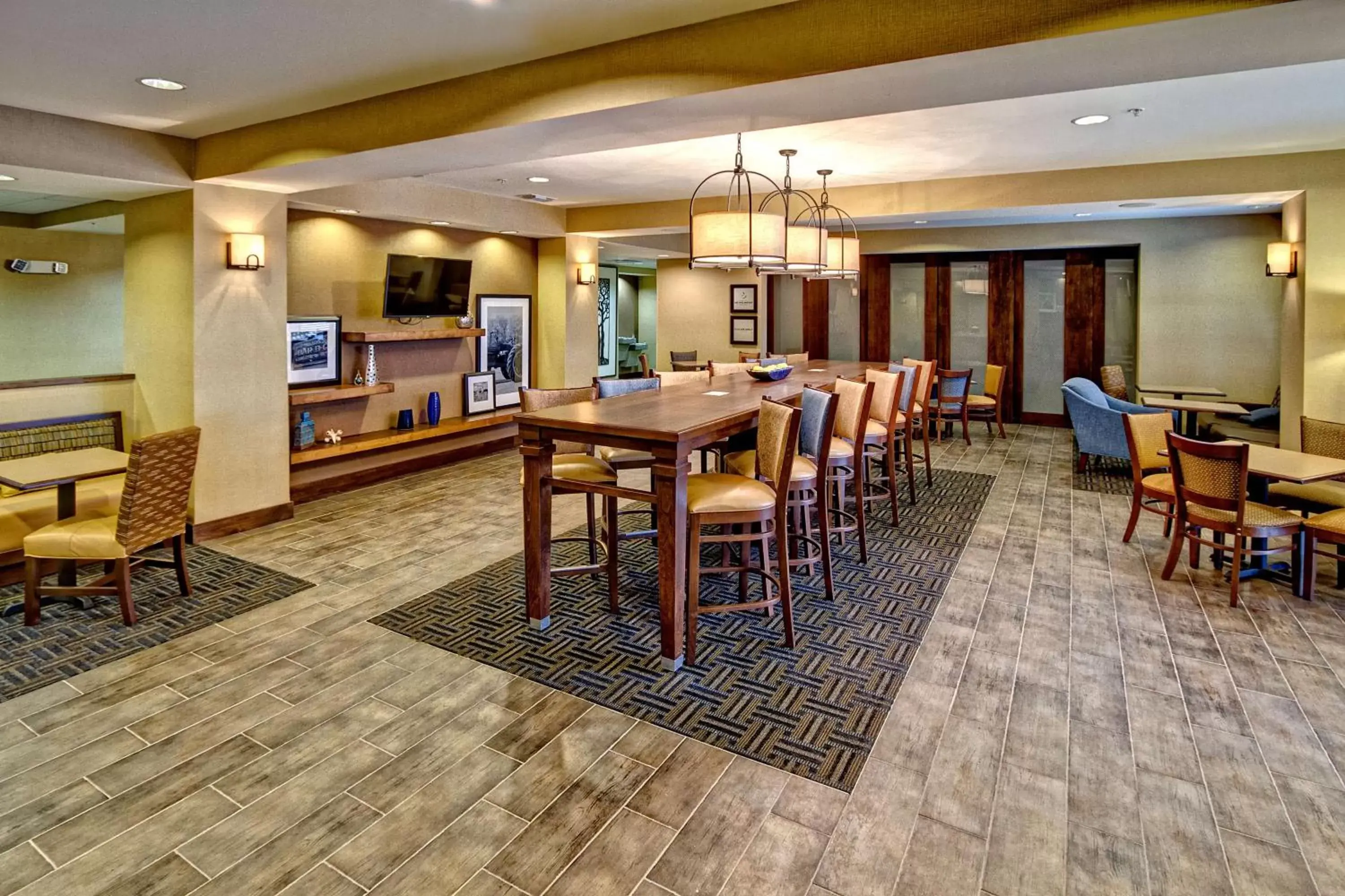 Lobby or reception, Restaurant/Places to Eat in Hampton Inn Clarksdale, Ms