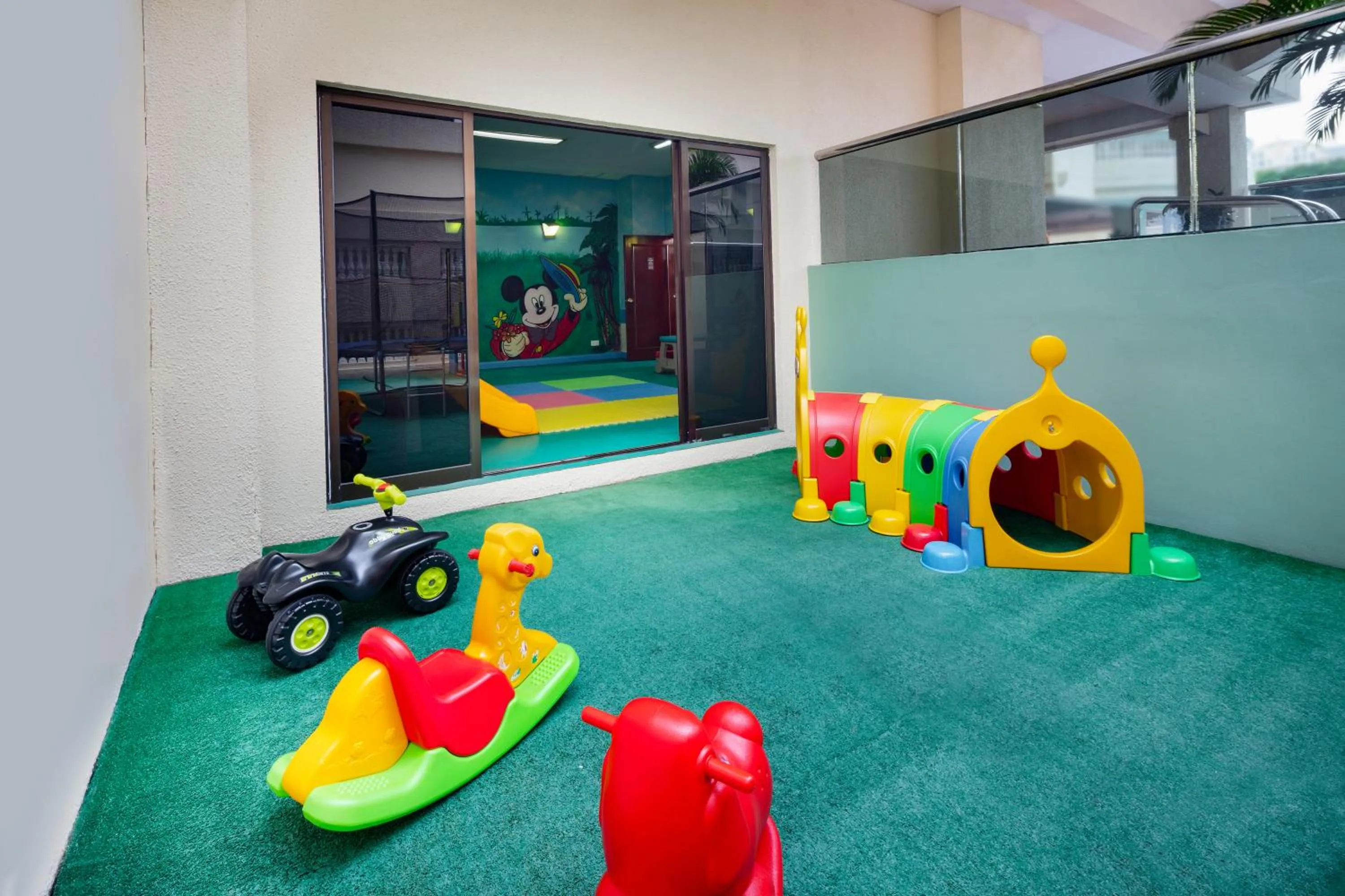 Children play ground in Norfolk Mansion - Luxury Serviced Apartment