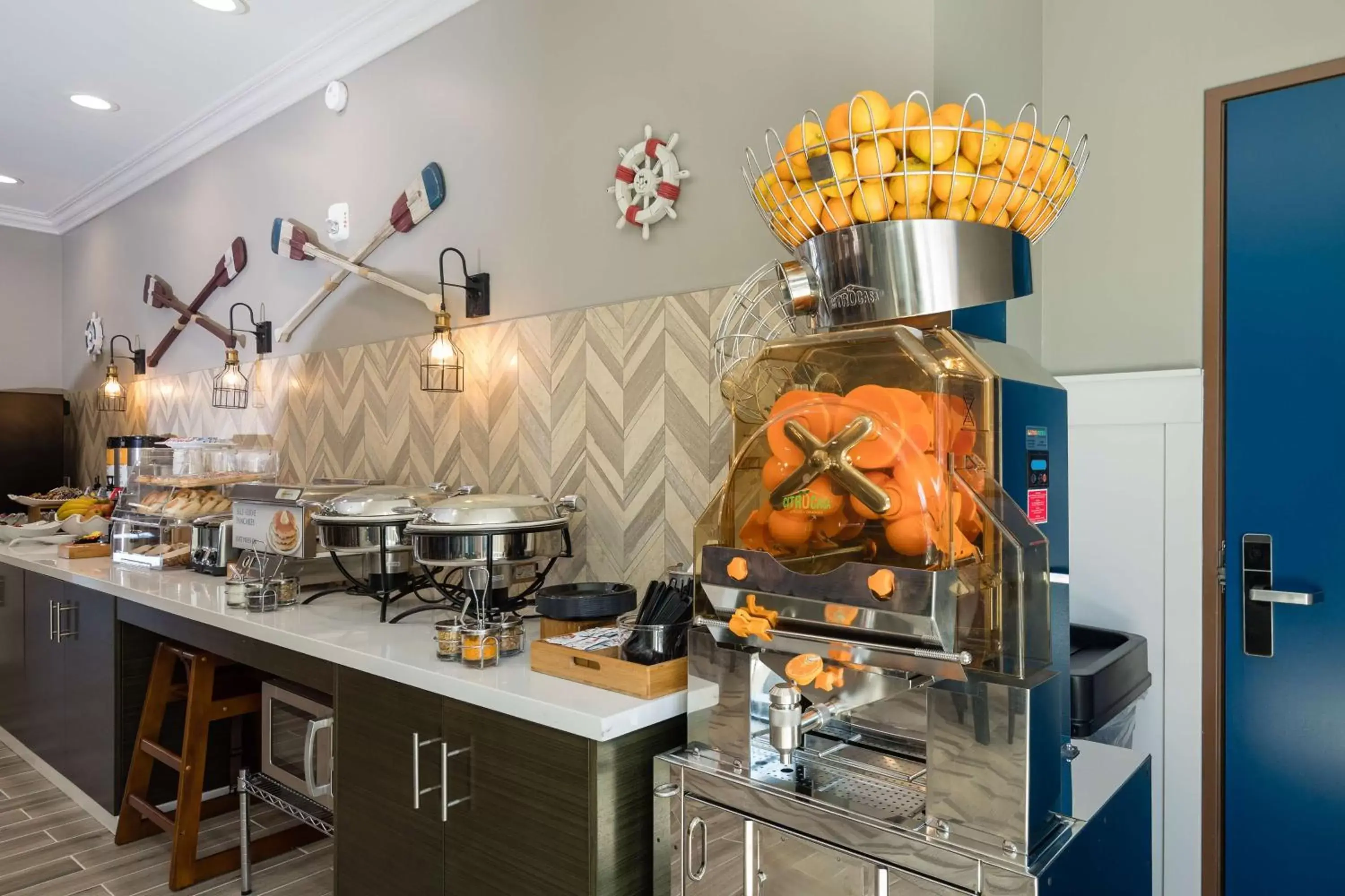 Breakfast in Aristocrat Hotel, BW Signature Collection Breakfast in Aristocrat Hotel, BW Signature Collection