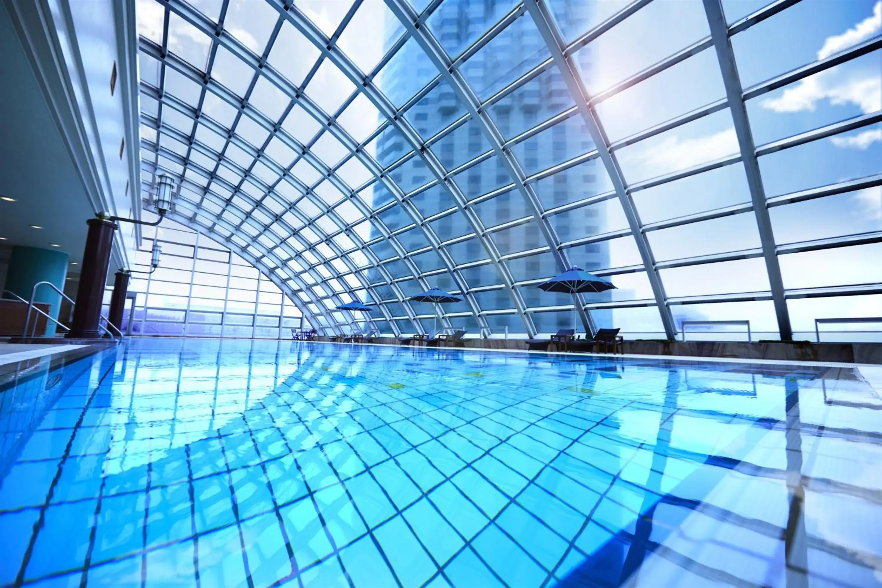 Fitness centre/facilities in Hotel New Otani Makuhari Fitness centre/facilities in Hotel New Otani Makuhari