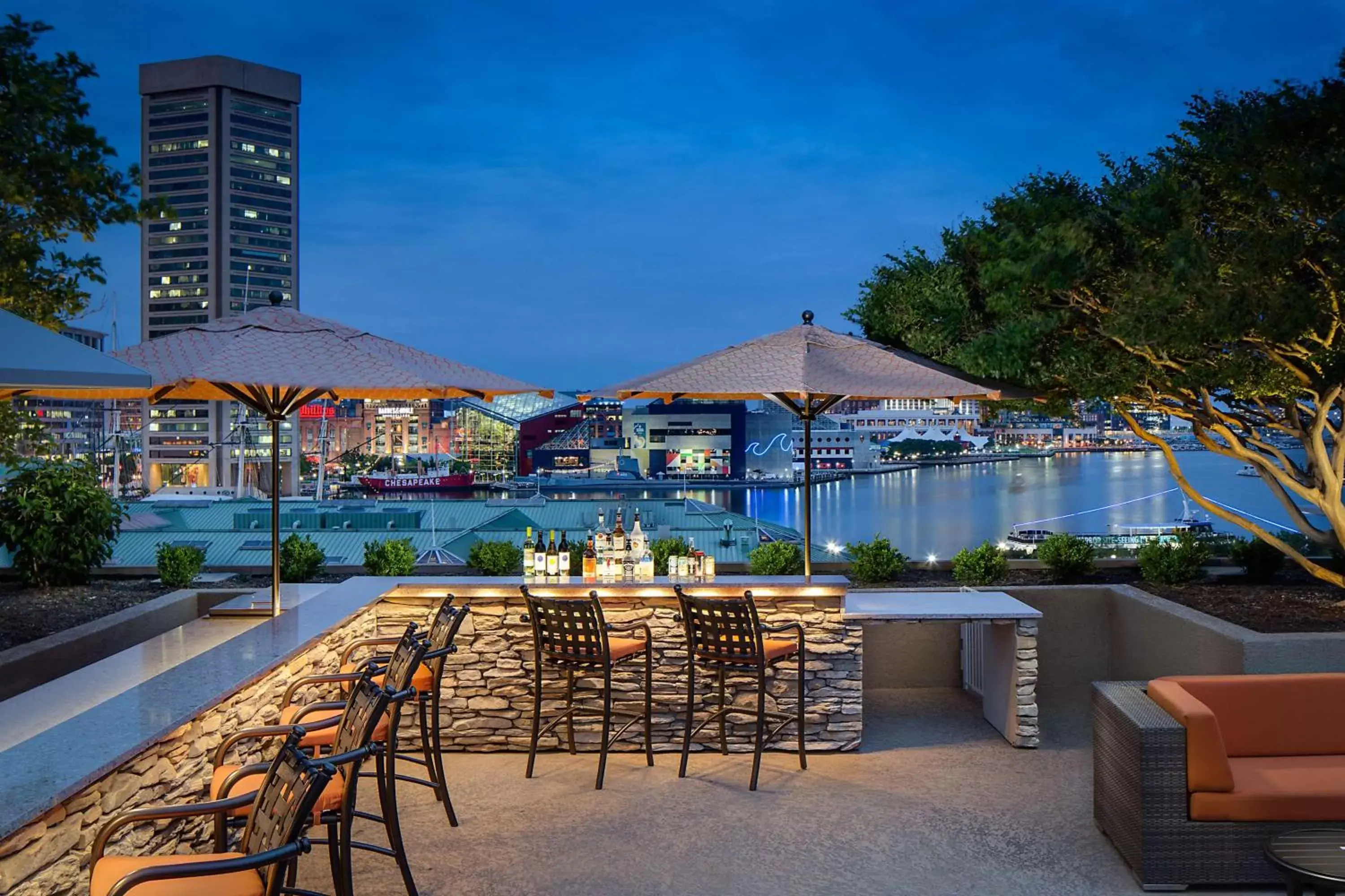 Swimming pool in Hyatt Regency Baltimore