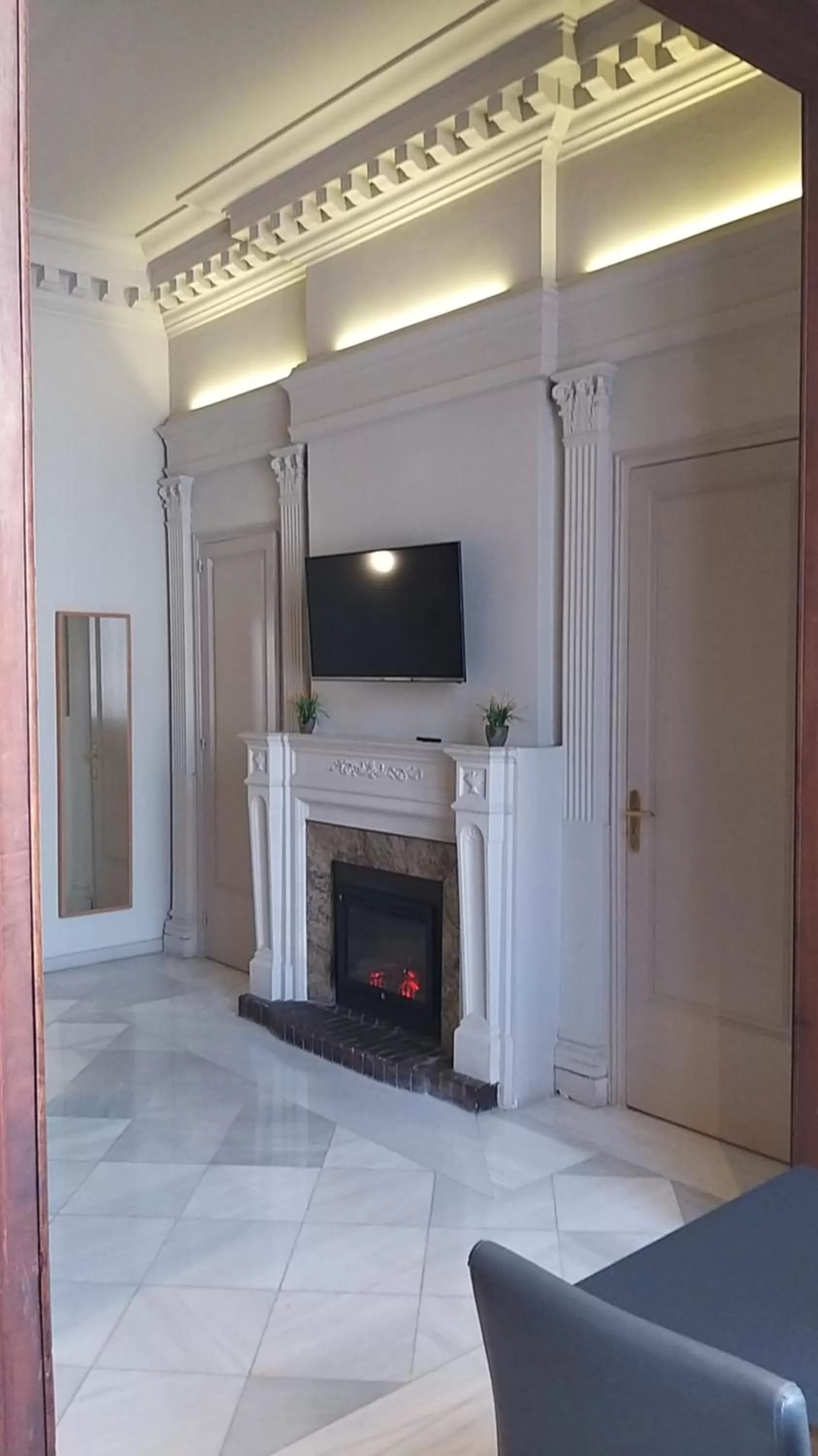 Decorative detail in Casa Abamita