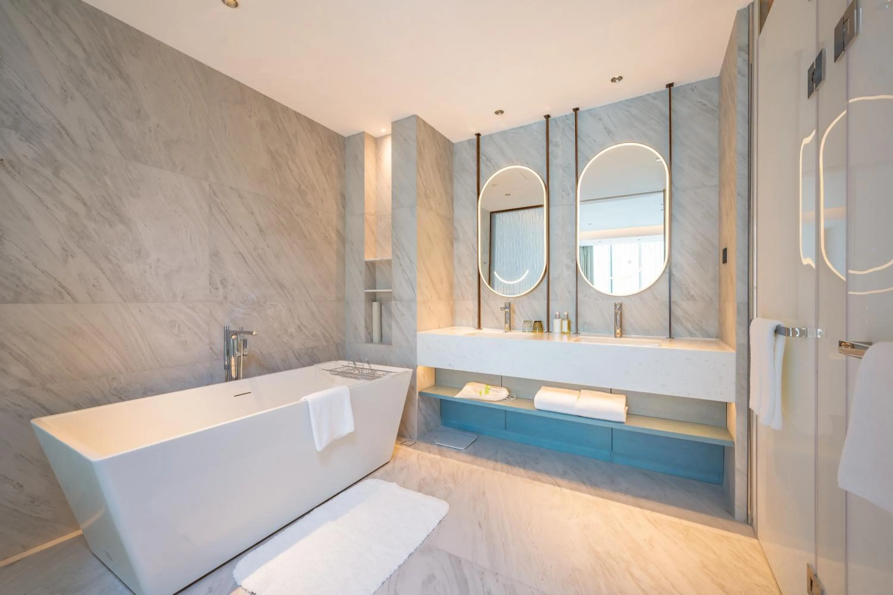 Shower in Holiday Inn Changchun Oriental Plaza by IHG