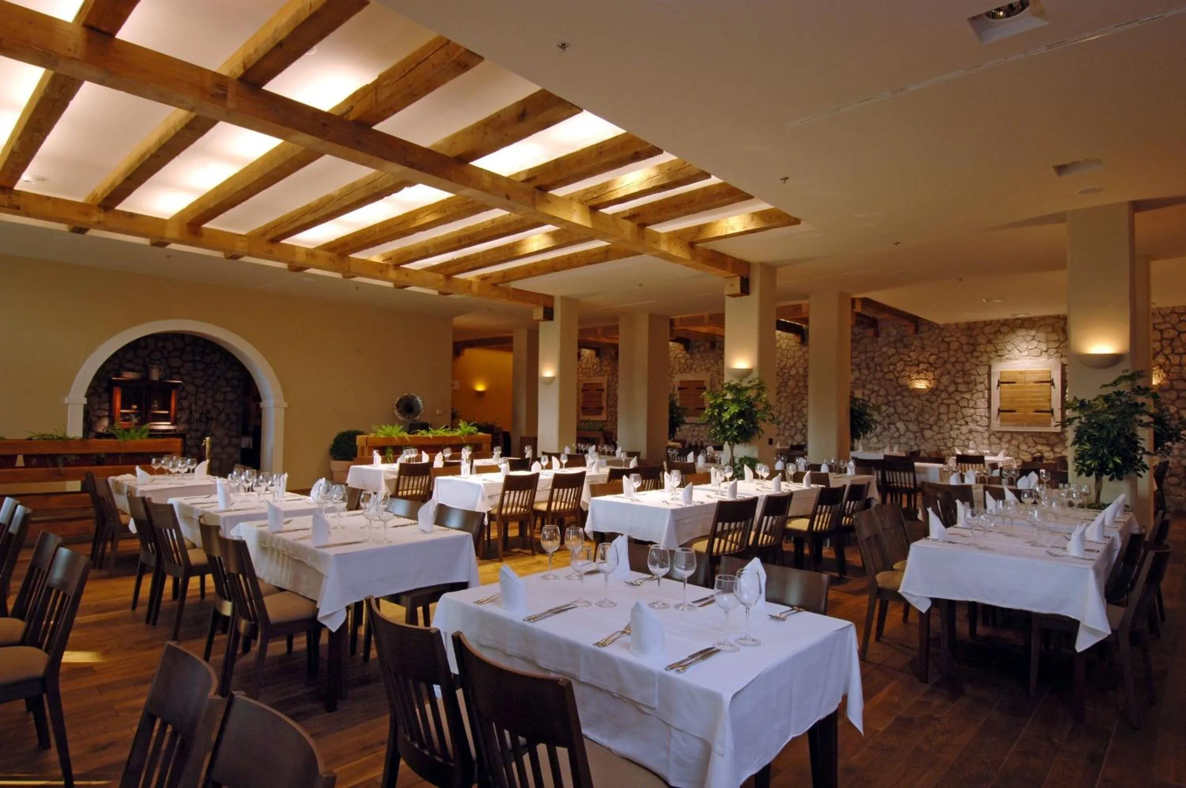 Restaurant/Places to Eat in Sol Garden Istra