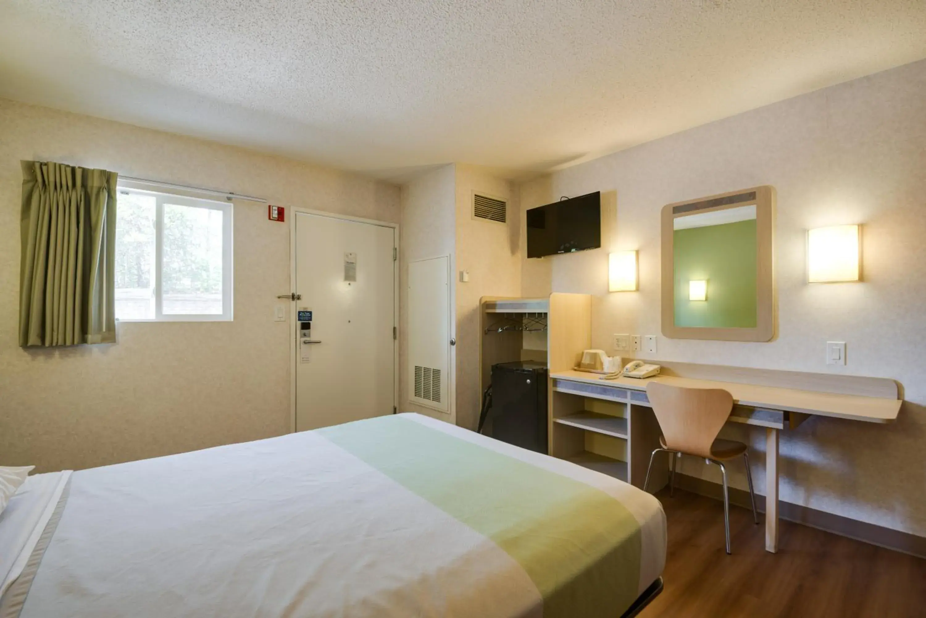 Bedroom, Room Photo in Motel 6-Statesville, NC