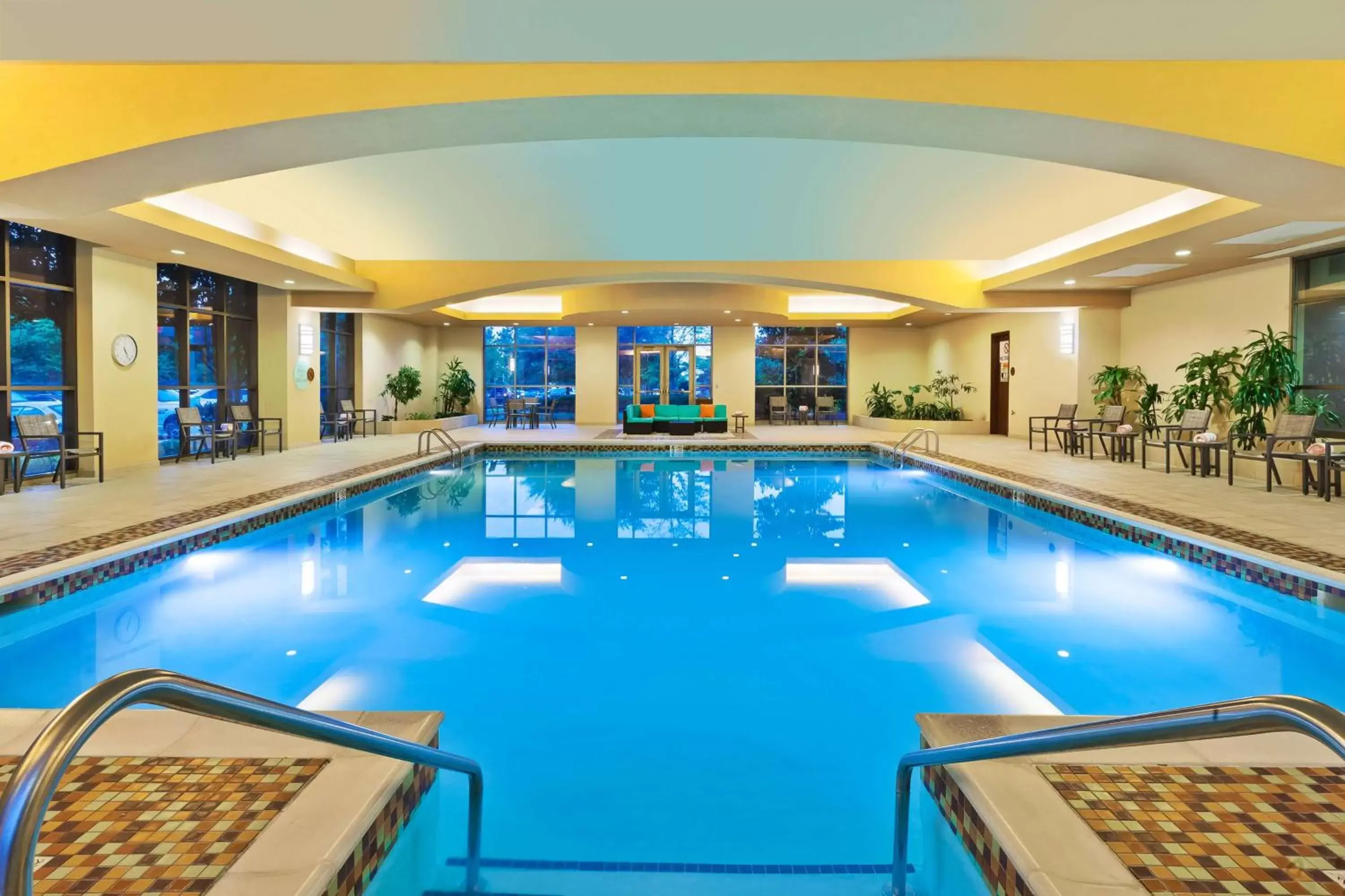 Pool view, Swimming Pool in Embassy Suites Murfreesboro - Hotel & Conference Center
