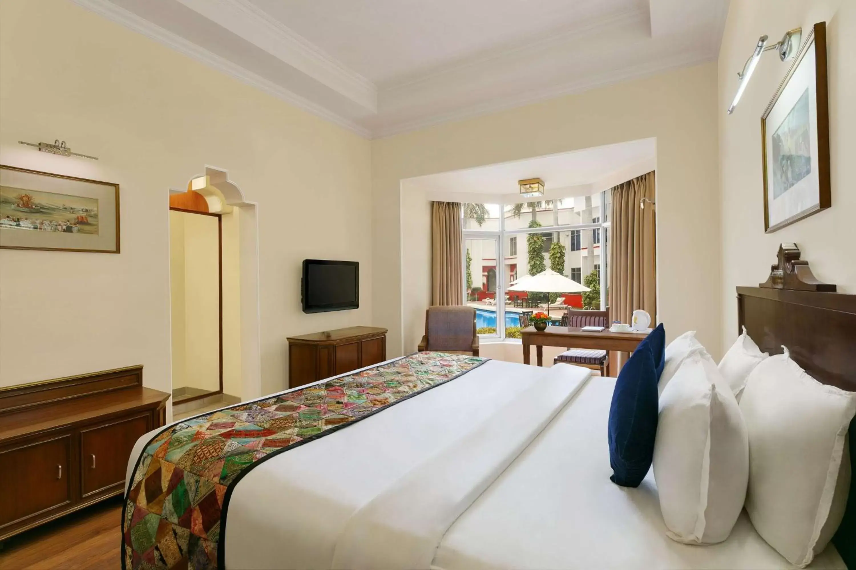 Photo of the whole room, Bed in Ramada Khajuraho