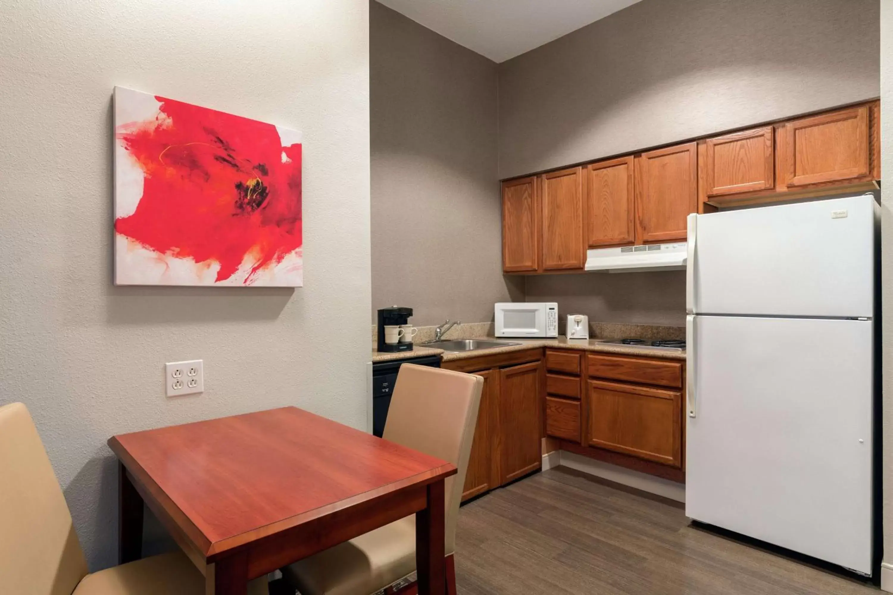 Kitchen or kitchenette, Kitchen/Kitchenette in Homewood Suites by Hilton Providence-Warwick