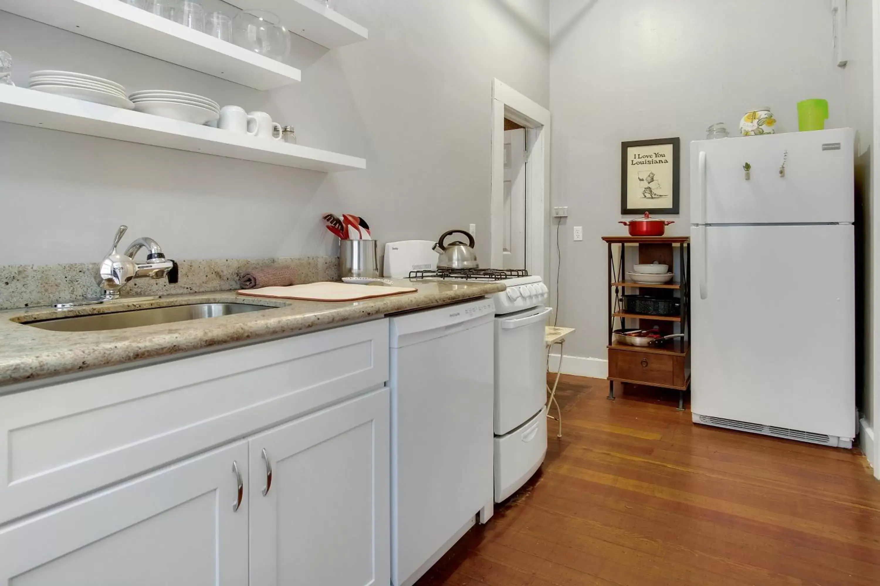 Kitchen/Kitchenette in Rathbone Mansions New Orleans