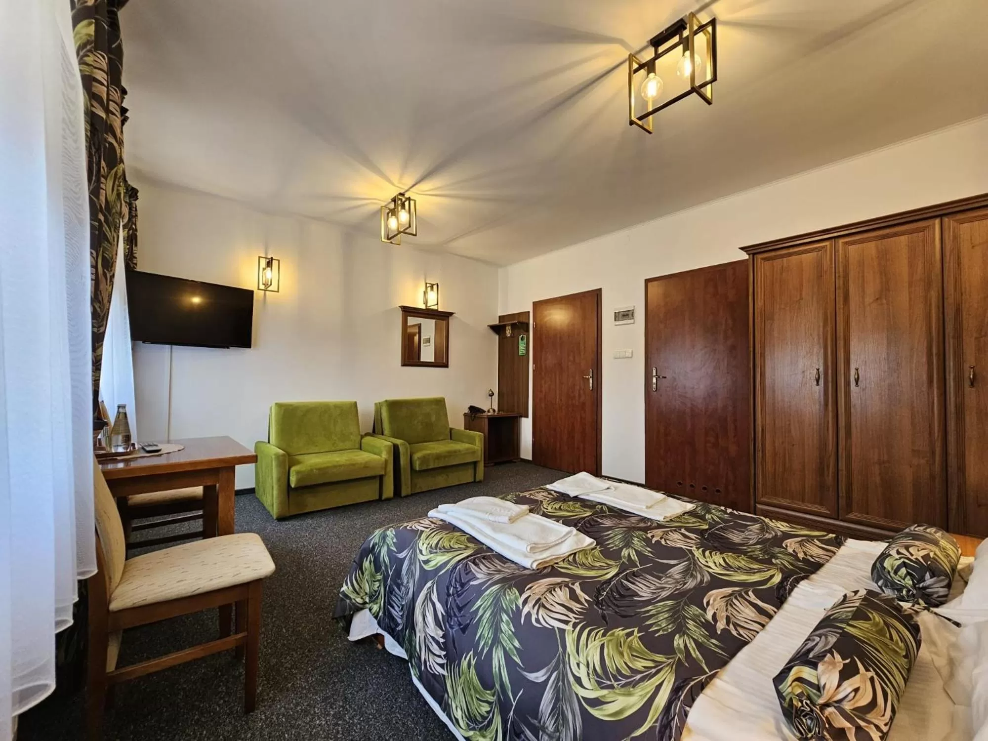 Bed in Hotel Imperial