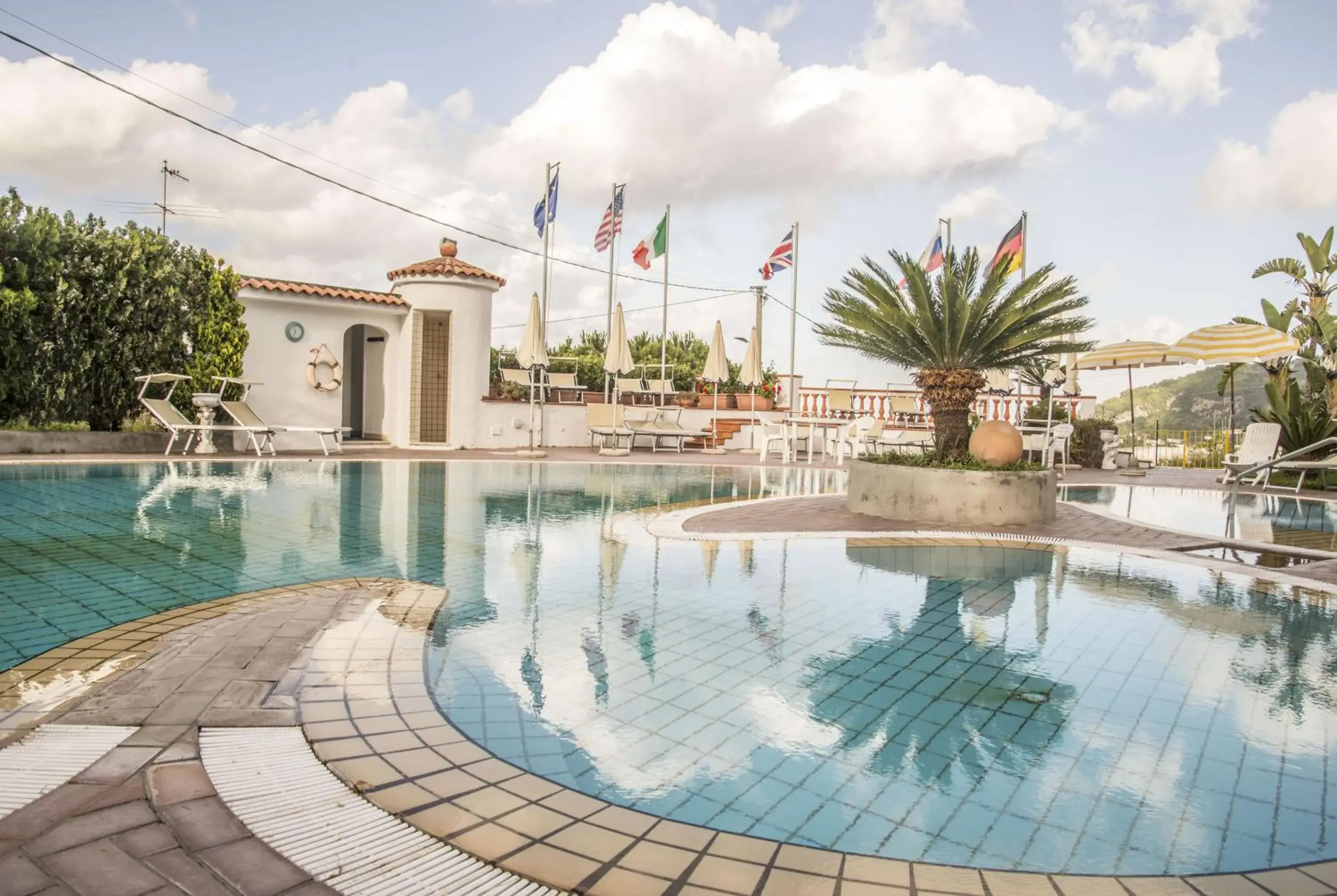 Swimming Pool in Hotel Internazionale