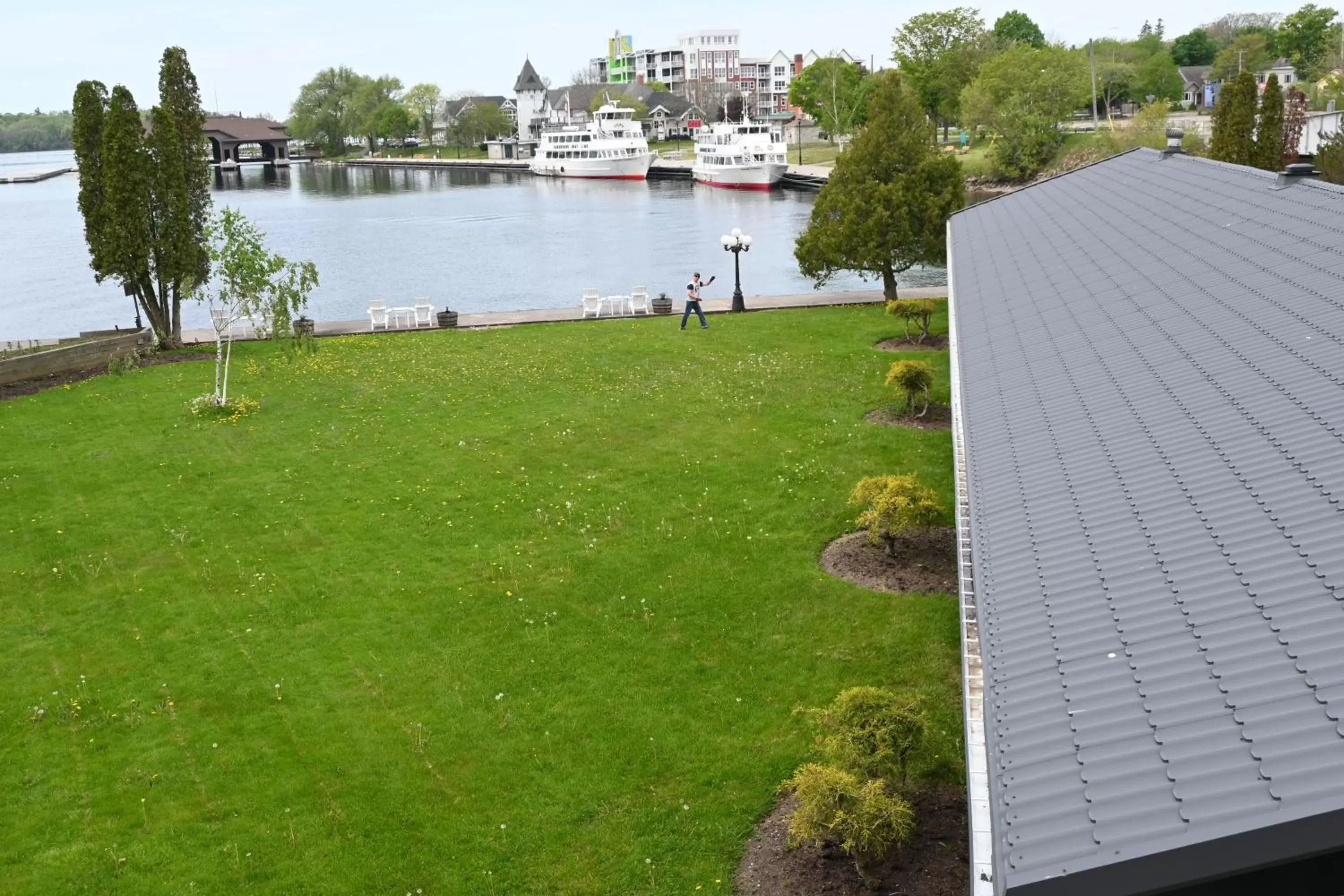 Garden view in The Gananoque Inn & Spa