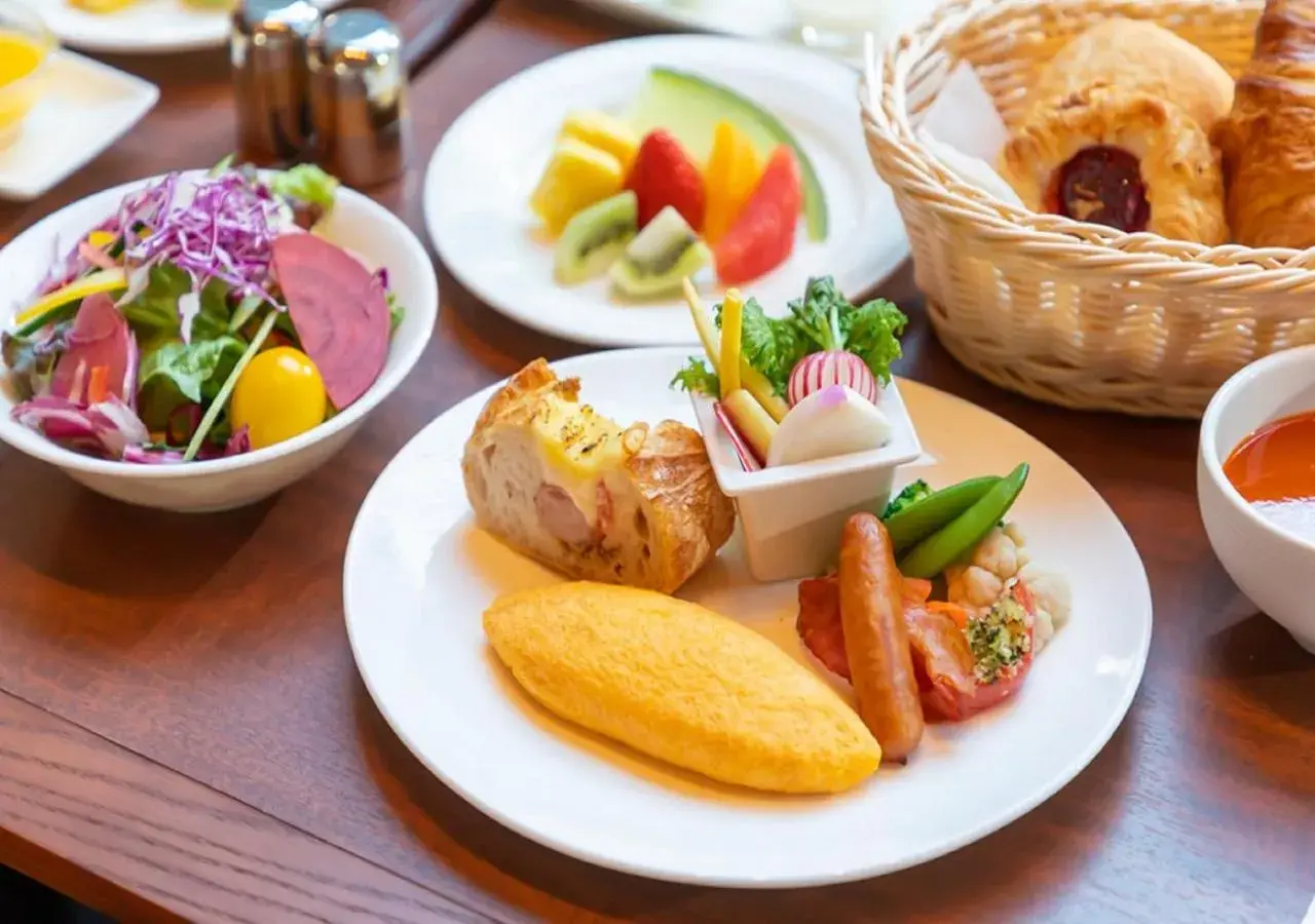 Breakfast in Hotel Niwa Tokyo