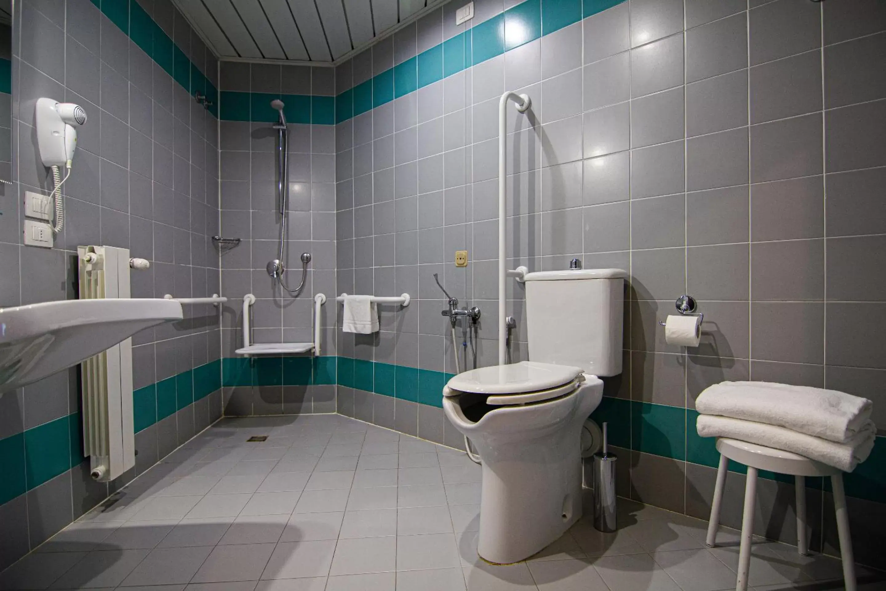 Bathroom in Tuscany Inn Bathroom in Tuscany Inn