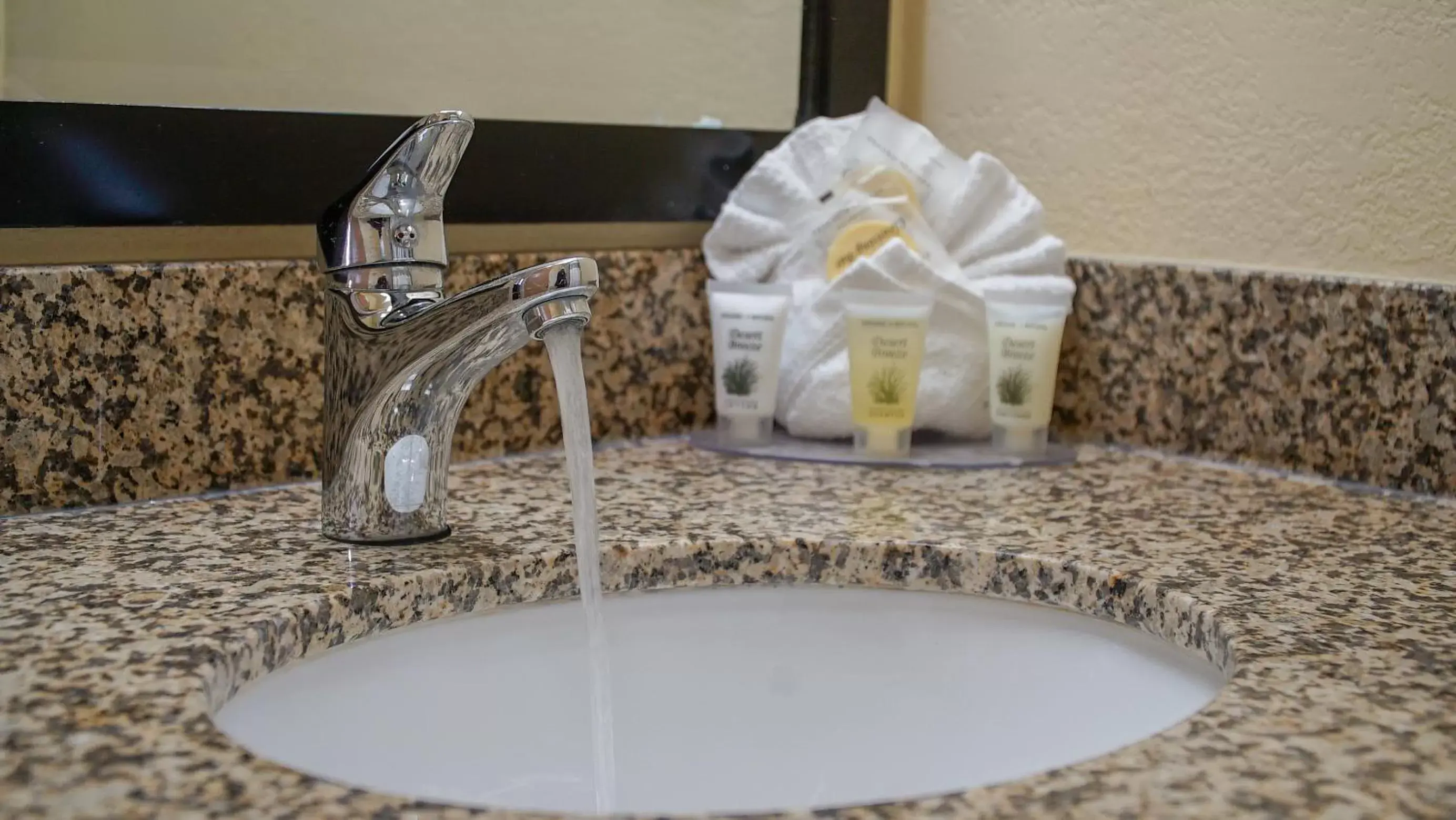 Bathroom in Silver Surf Motel