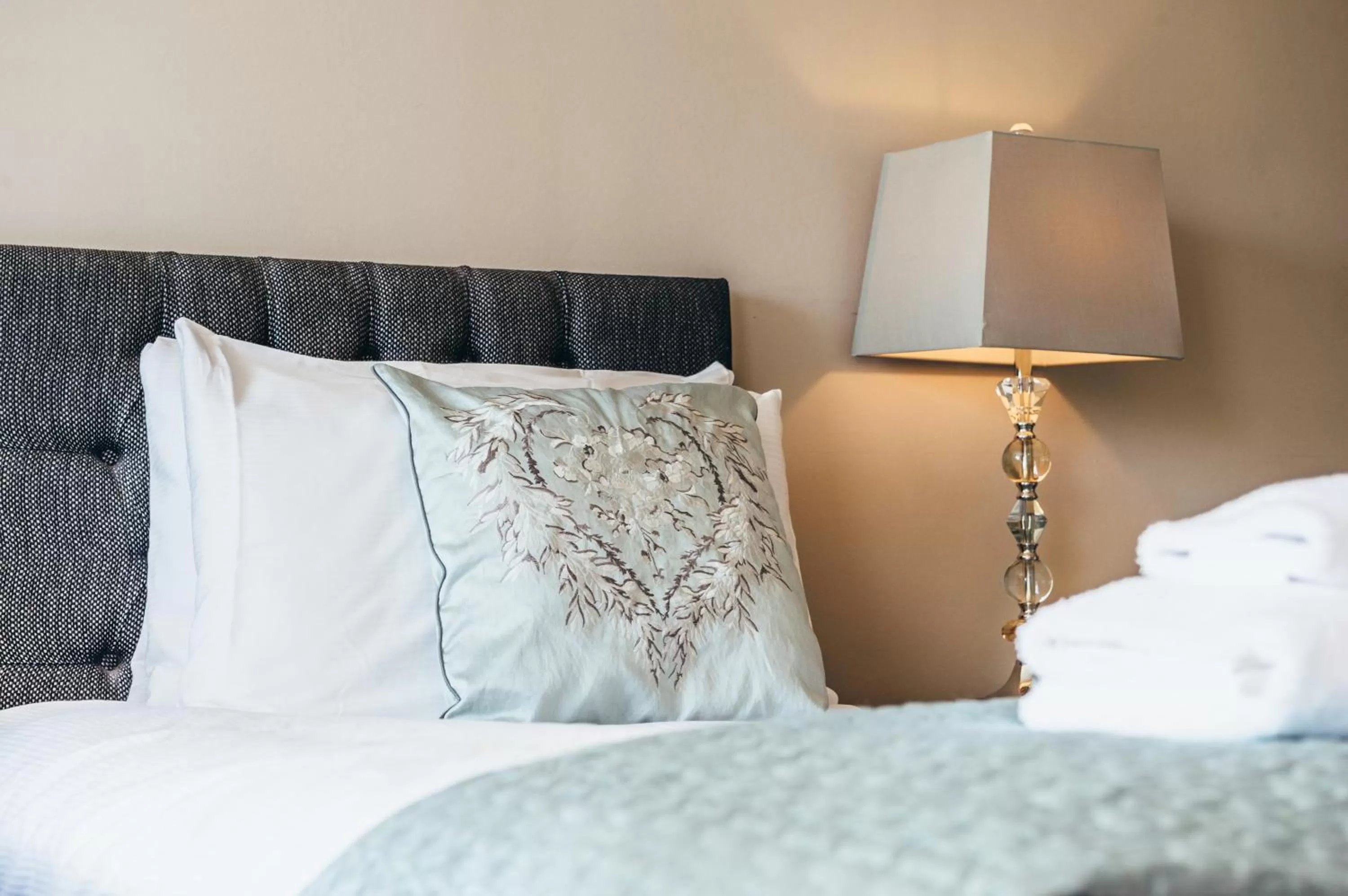 Bedroom, Bed in Birchover Bridgford Hall