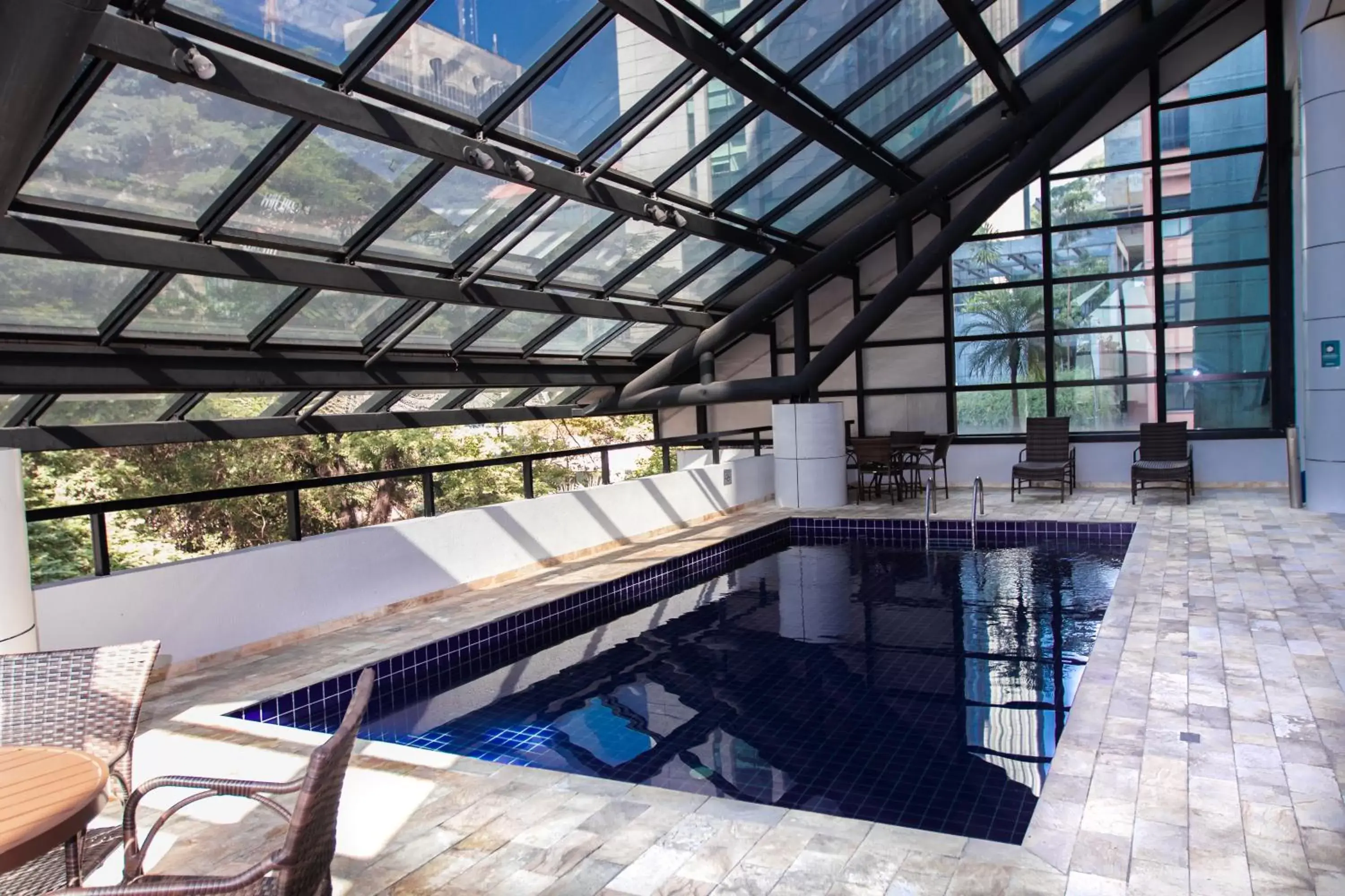 Swimming Pool in Blue Tree Premium Paulista