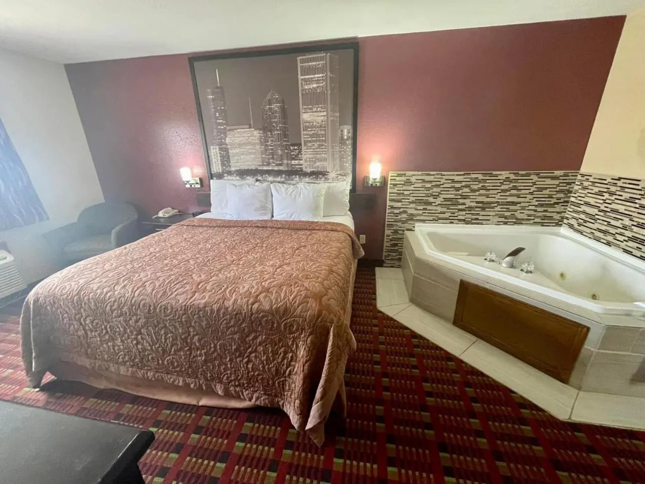 Bed in Super 8 by Wyndham Paris IL