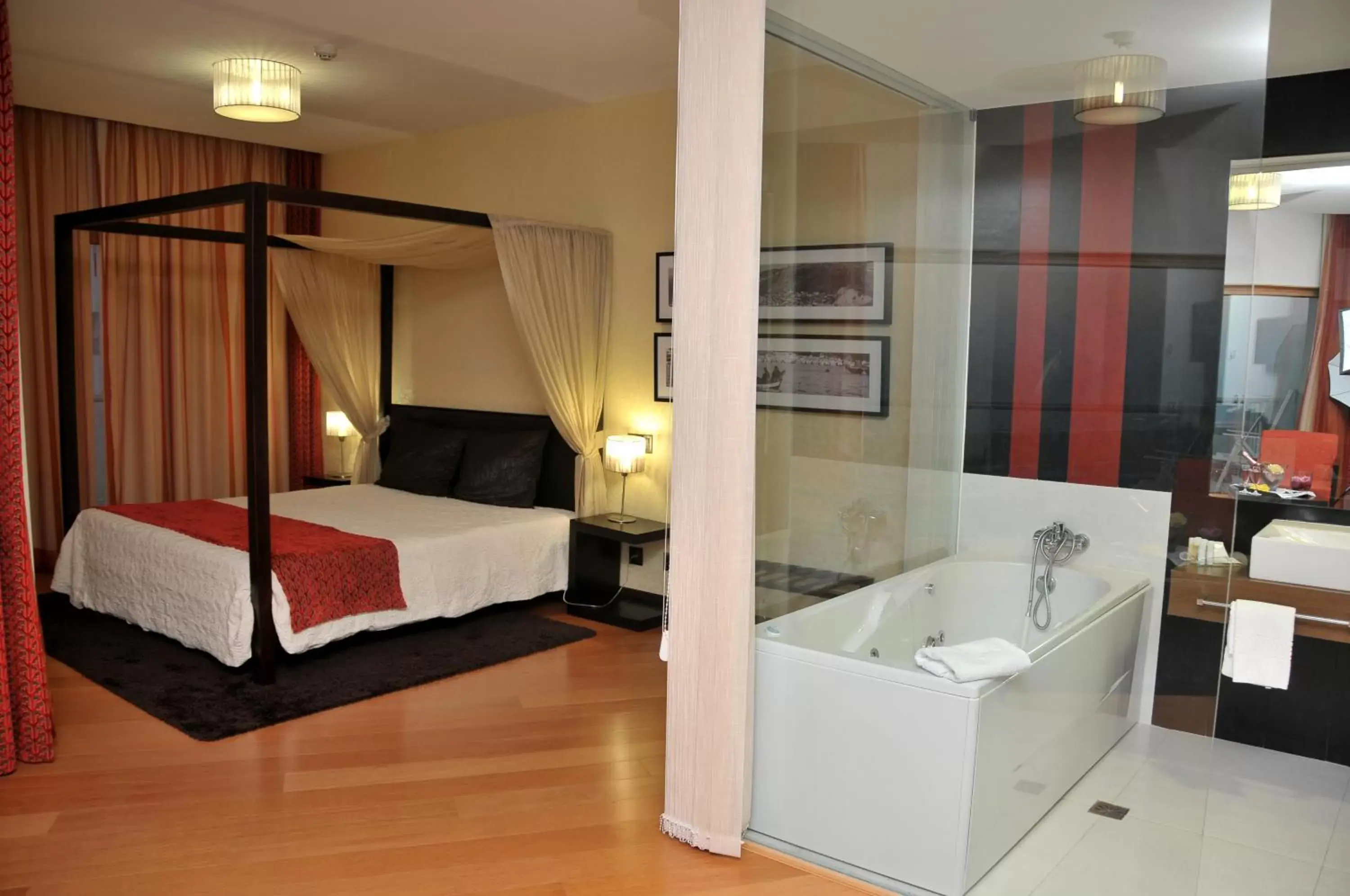 Bed in Hotel Miramar Sul