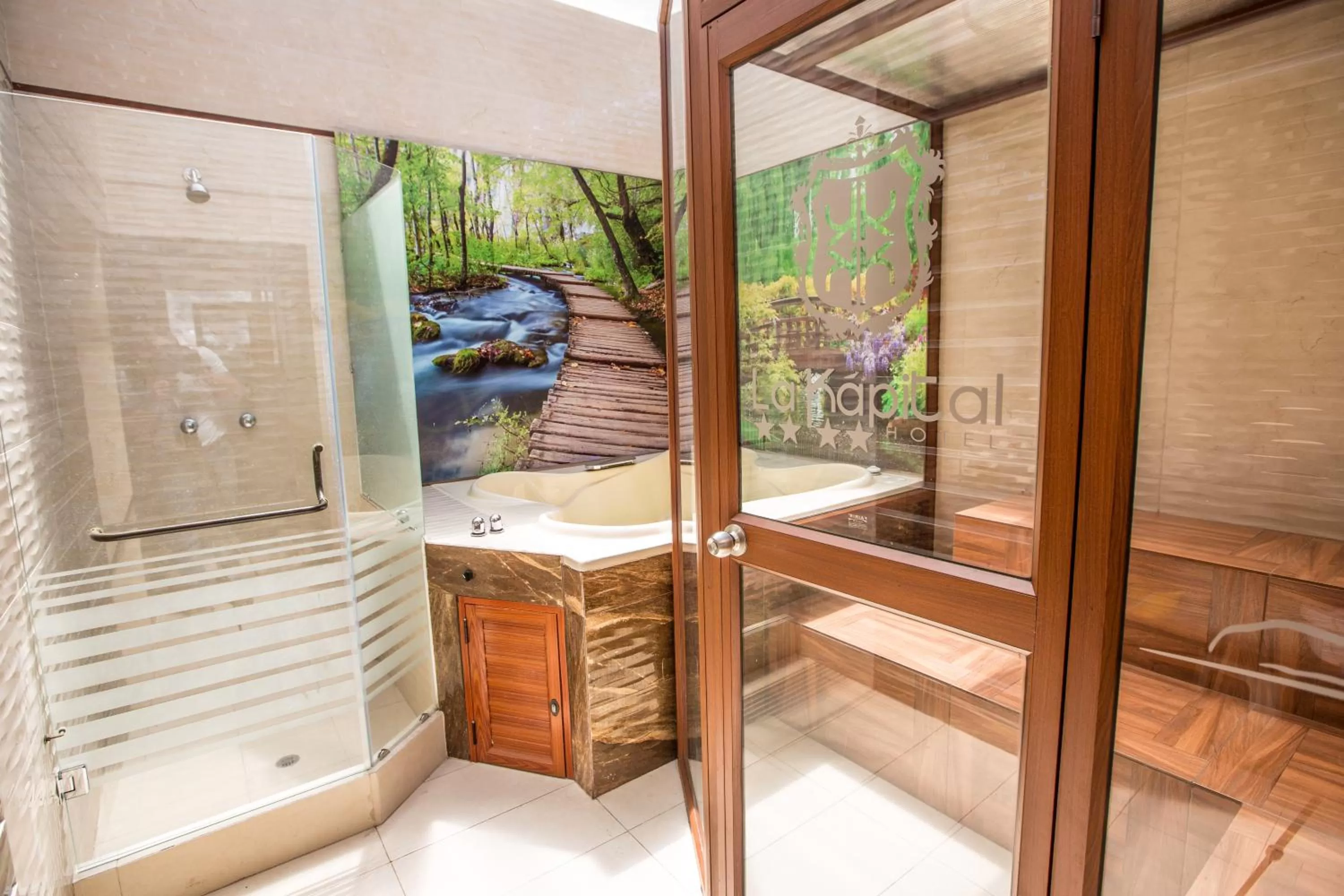 Bathroom in La Kapital Hotel