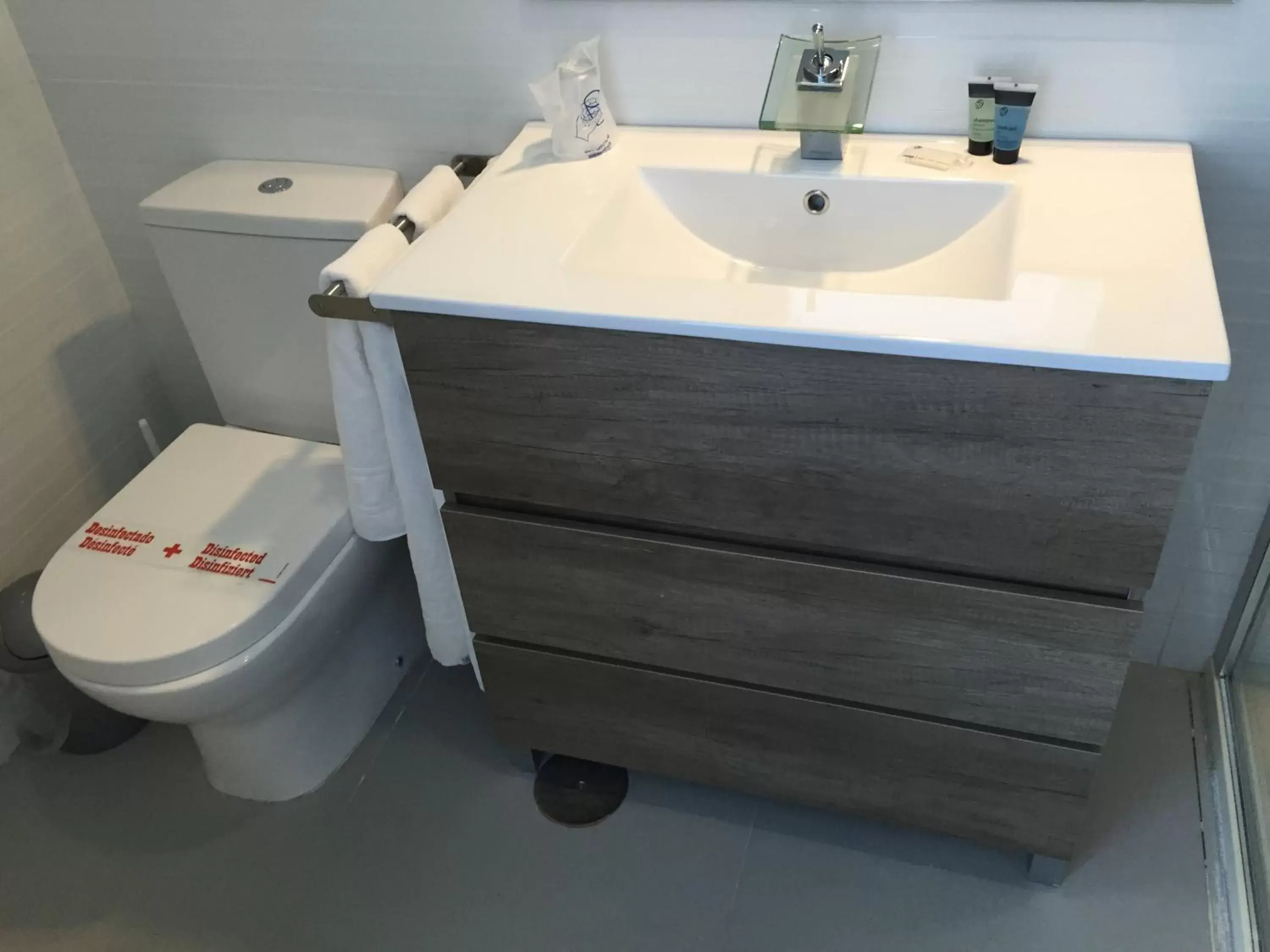 Bathroom in Hotel Natursun
