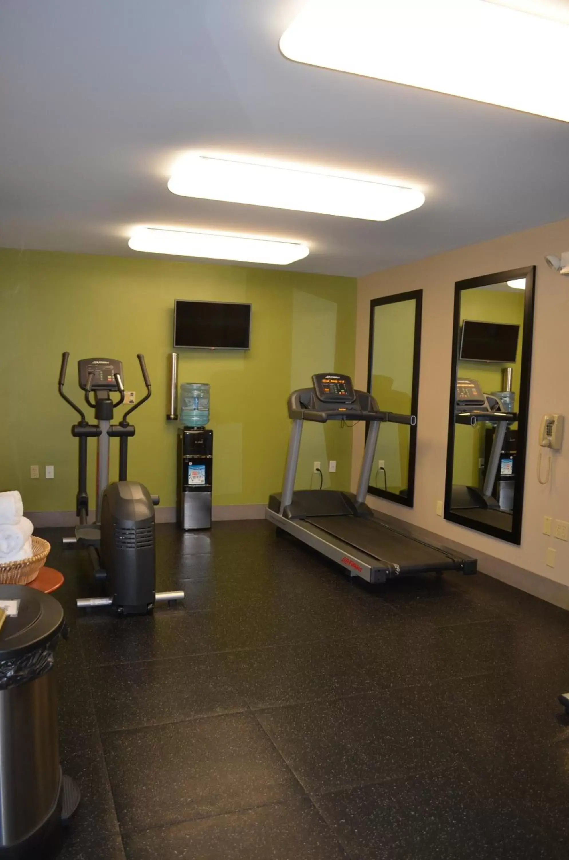 Fitness centre/facilities, Fitness Center/Facilities in Country Inn & Suites by Radisson, Frederick, MD