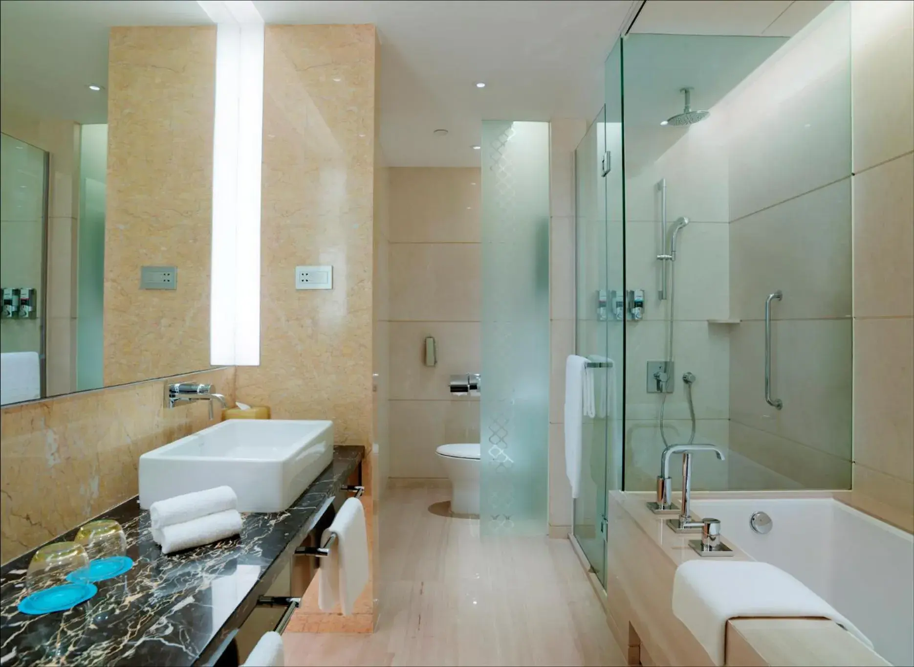 Toilet, Bathroom in Four Points by Sheraton Guangzhou, Dongpu