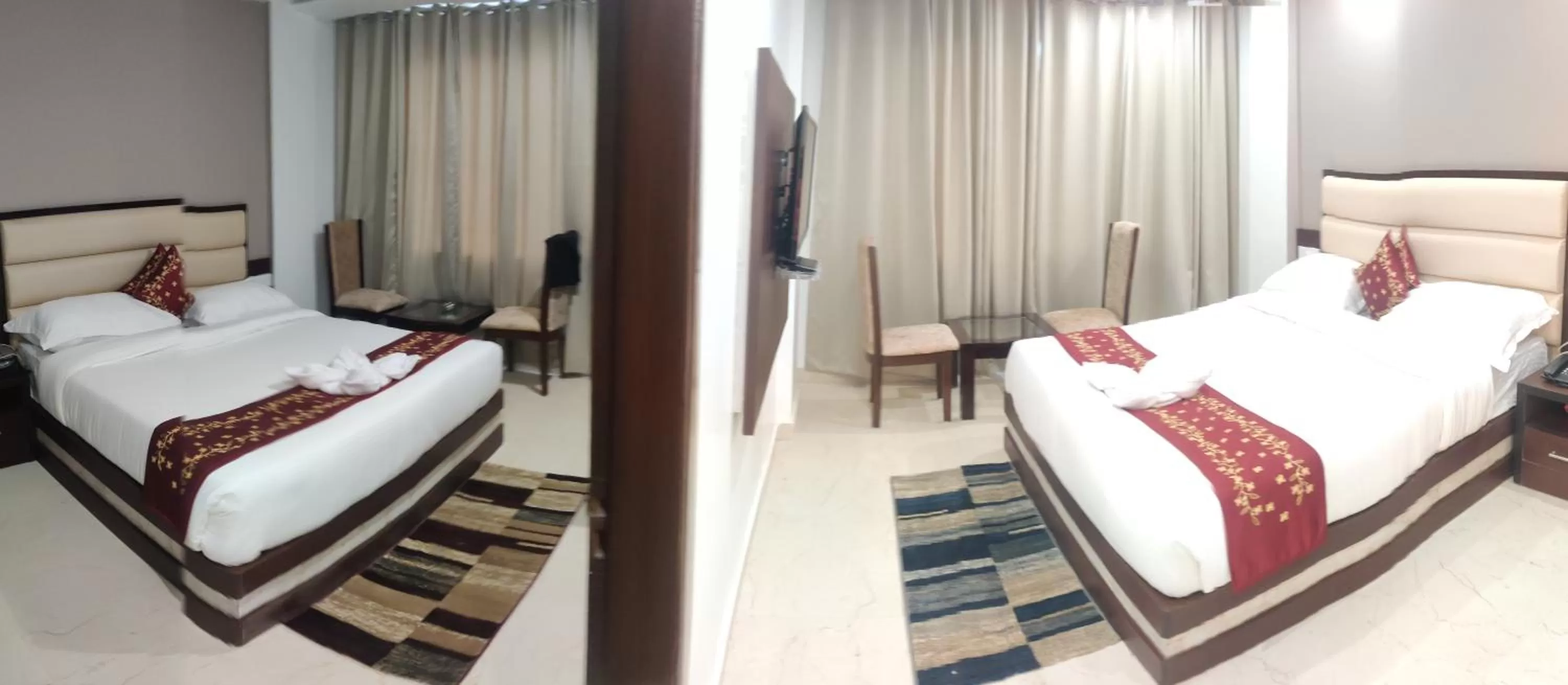 Property building, Bed in Hotel Trimurti