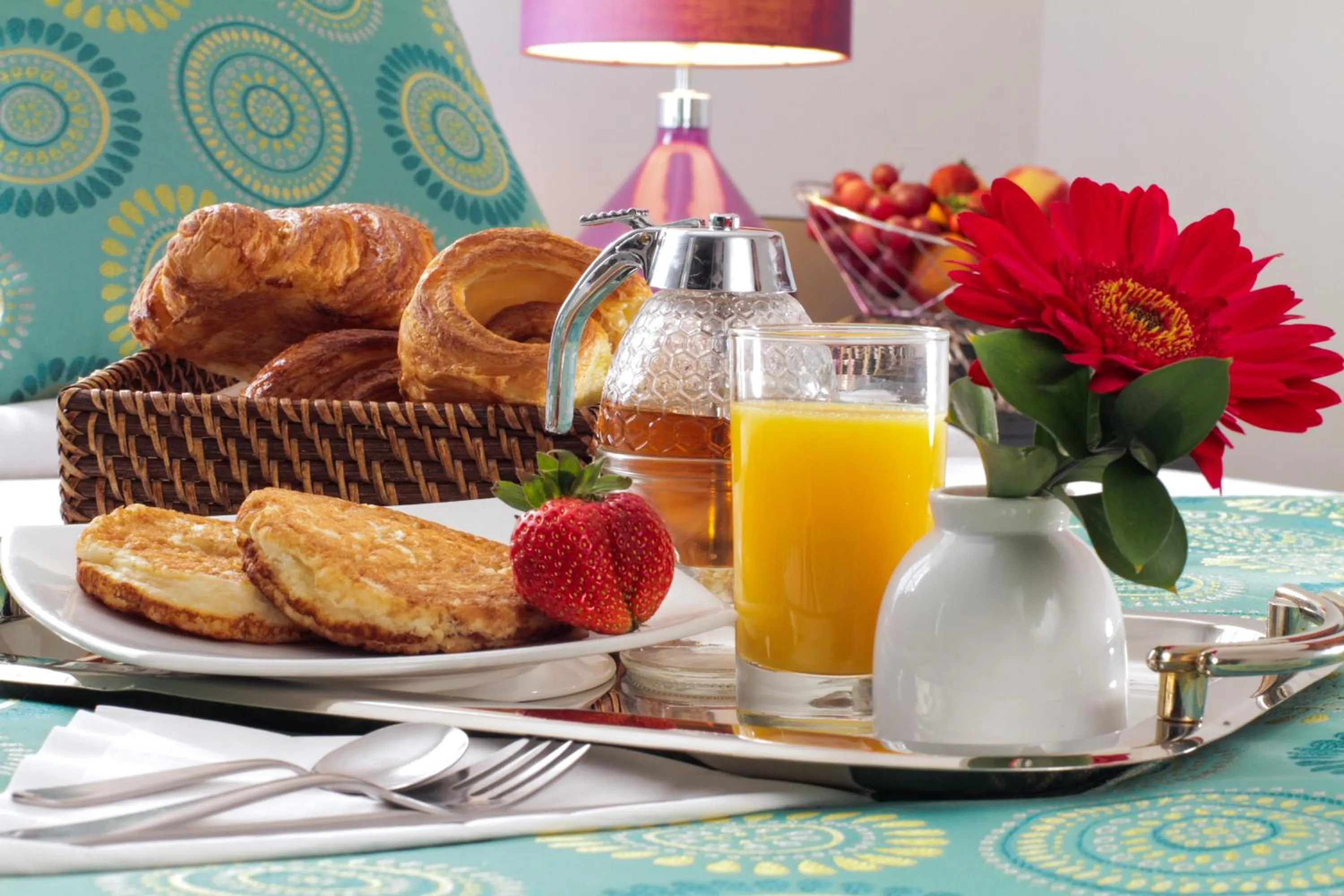 Food and drinks in Matisse Hotel