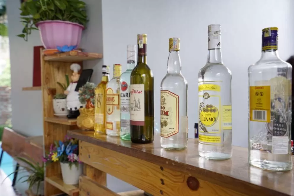 Lounge or bar in Almor Hostel With Pool in right center