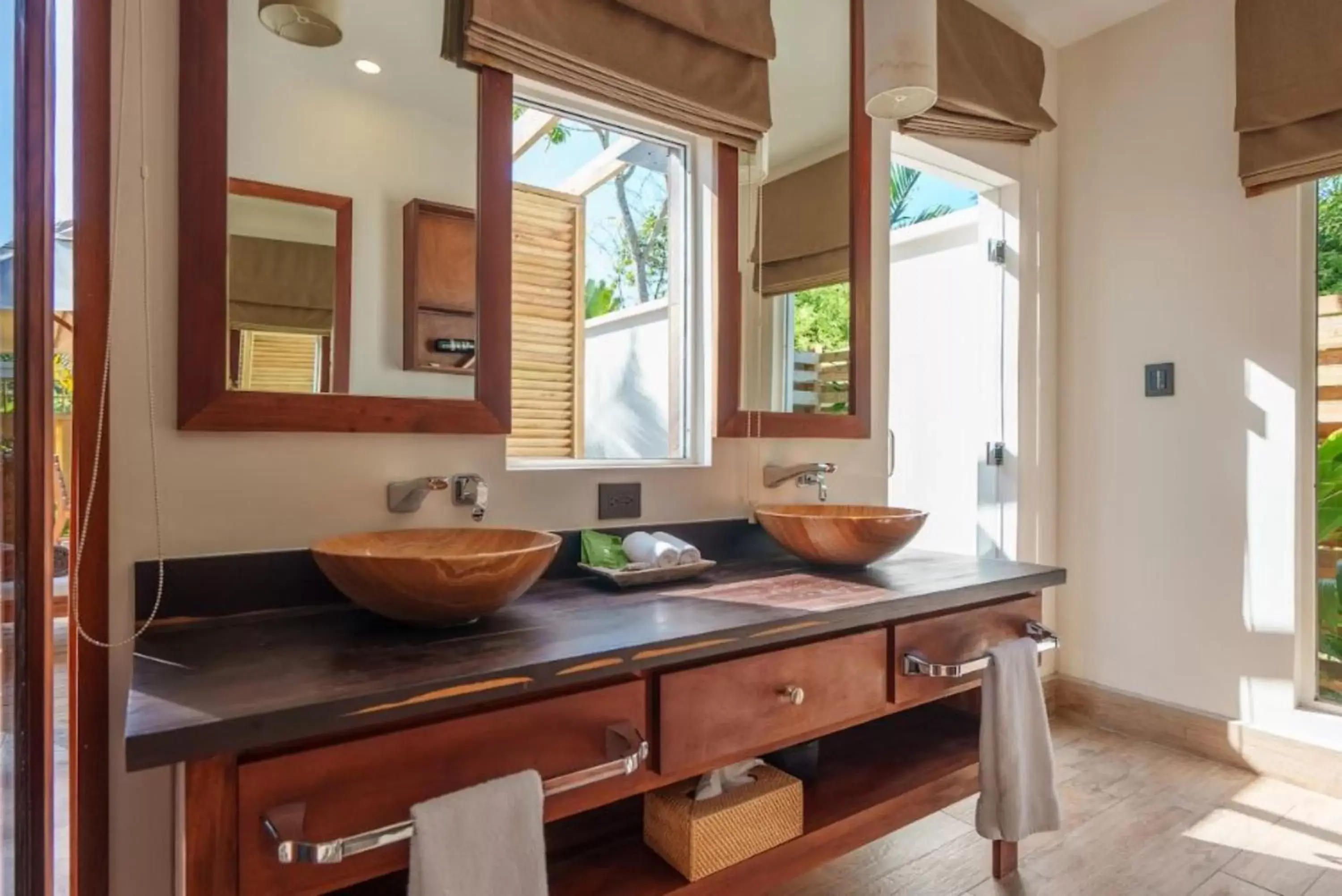 Bathroom in Ka'ana Resort & Spa