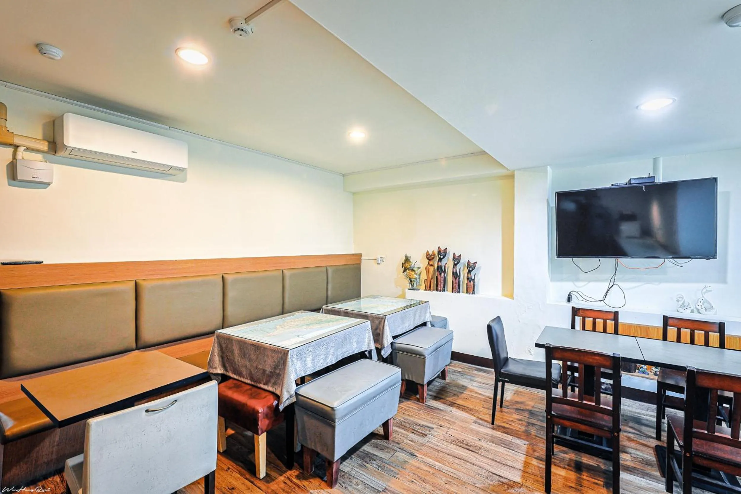 Restaurant/places to eat in 亞馨文旅 近東大門夜市 有免費停車場 可自助入住