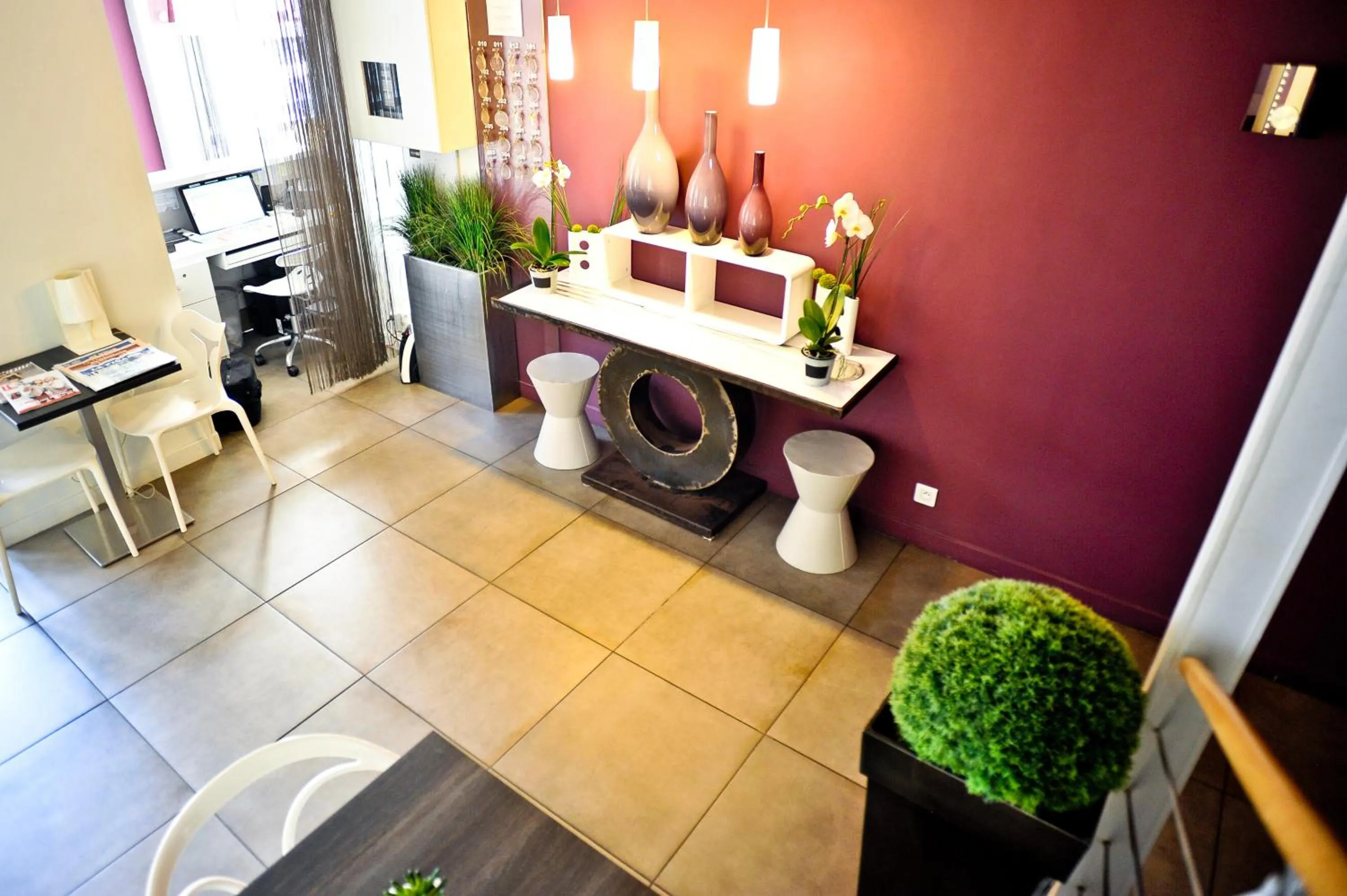 Decorative detail in Hôtel Oxo