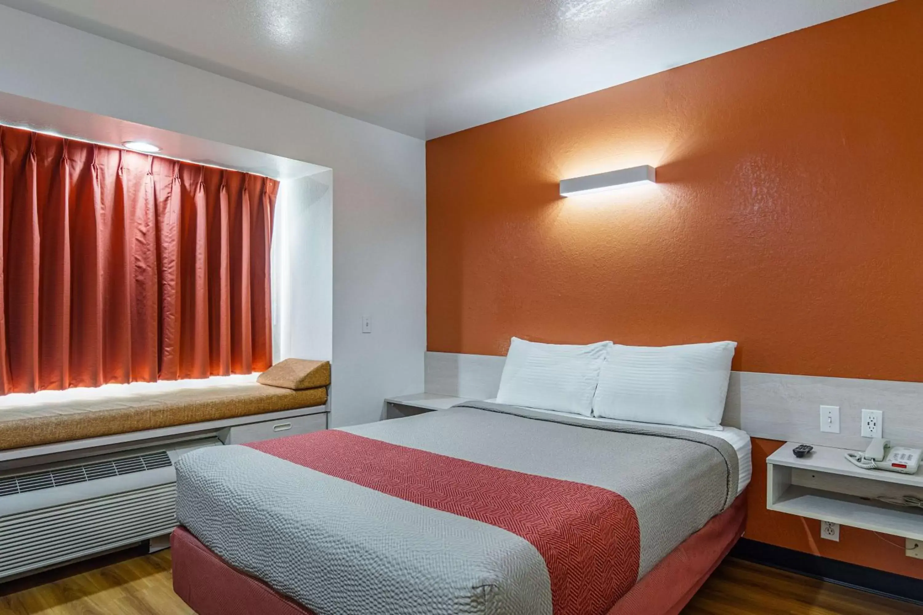 Photo of the whole room, Bed in Motel 6-Mcalester, OK Photo of the whole room, Bed in Motel 6-Mcalester, OK