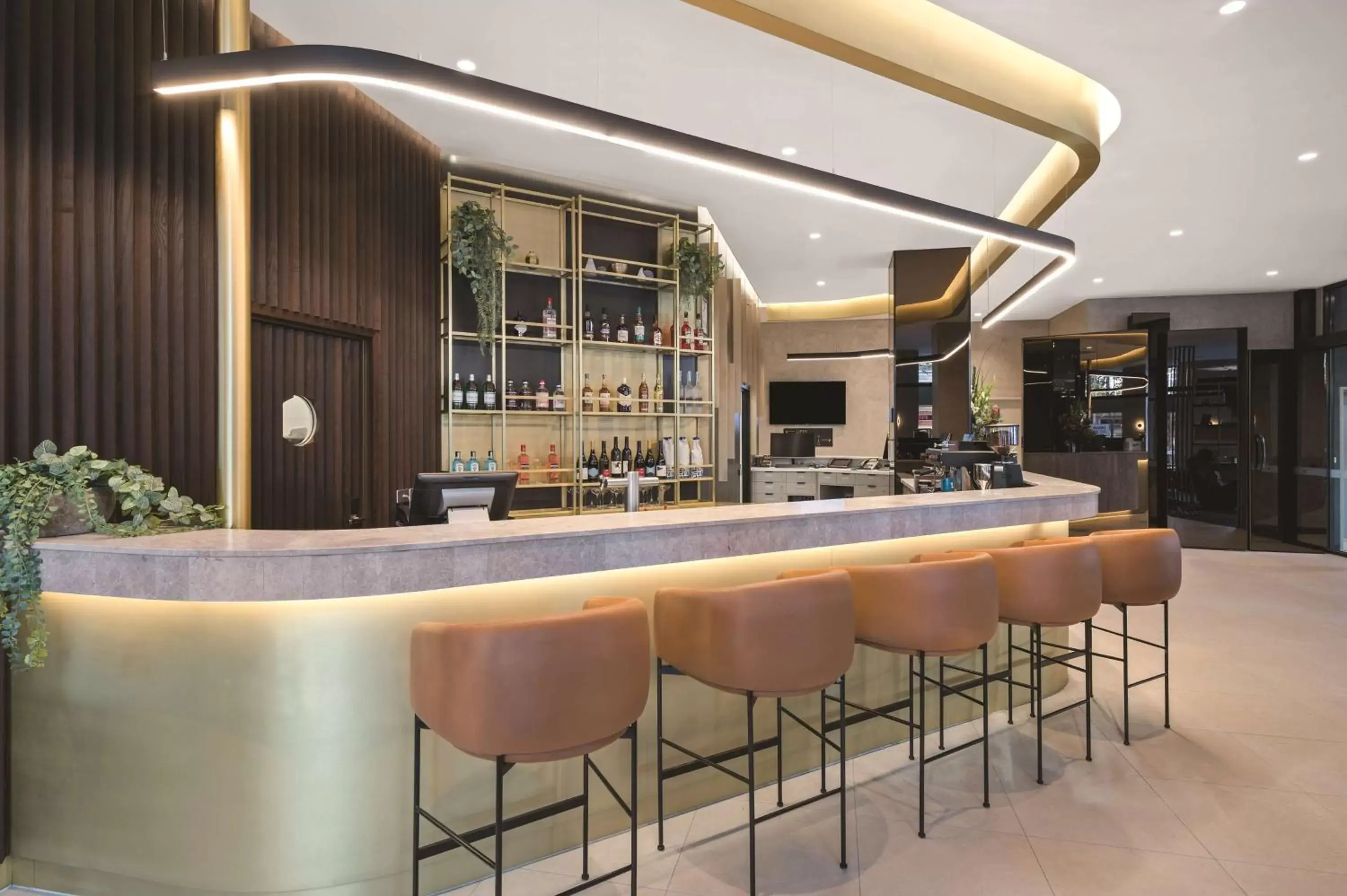 Lounge or bar, Lounge/Bar in Vibe Hotel Melbourne