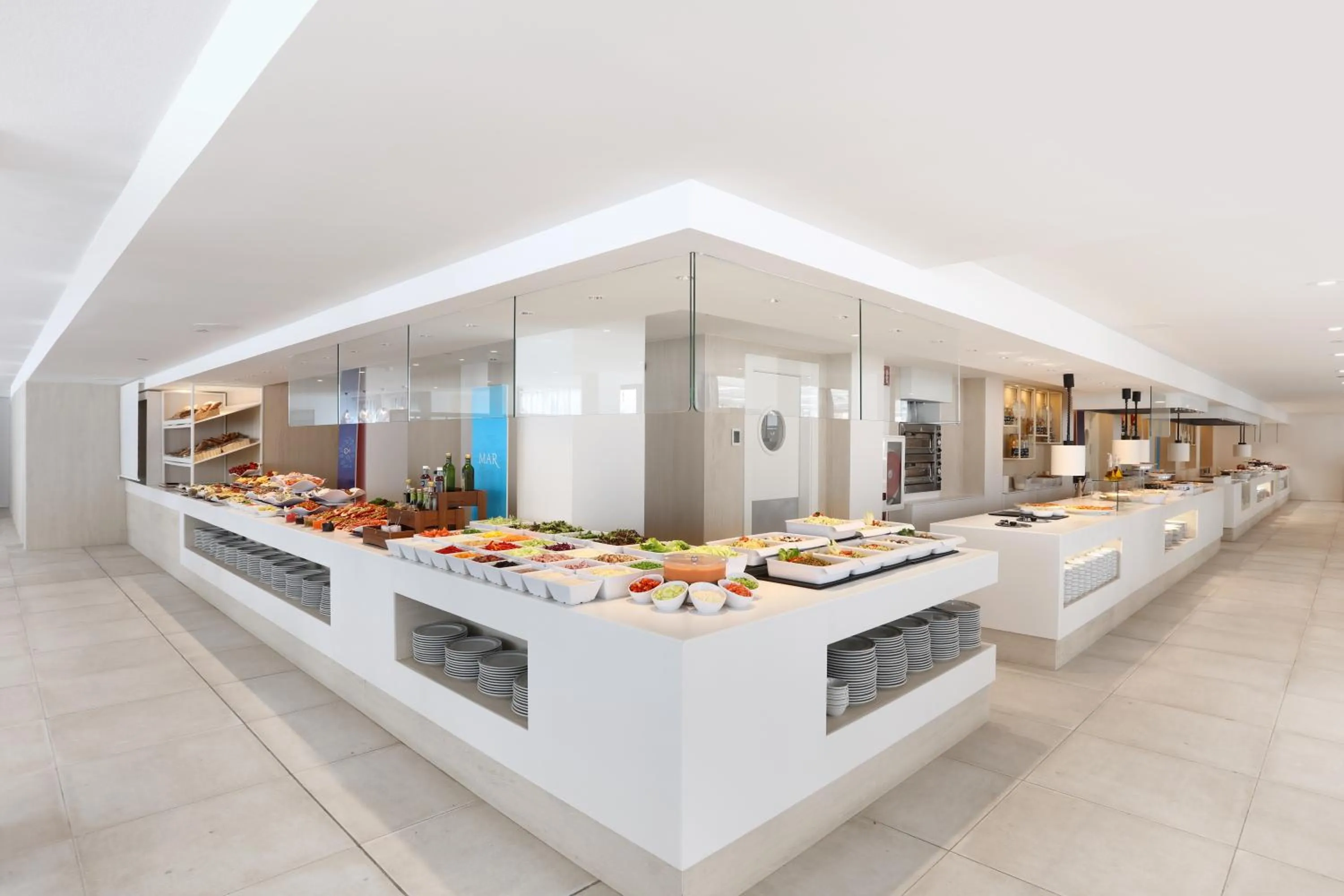 Restaurant/places to eat in Iberostar Waves Bahía de Palma - Adults Only